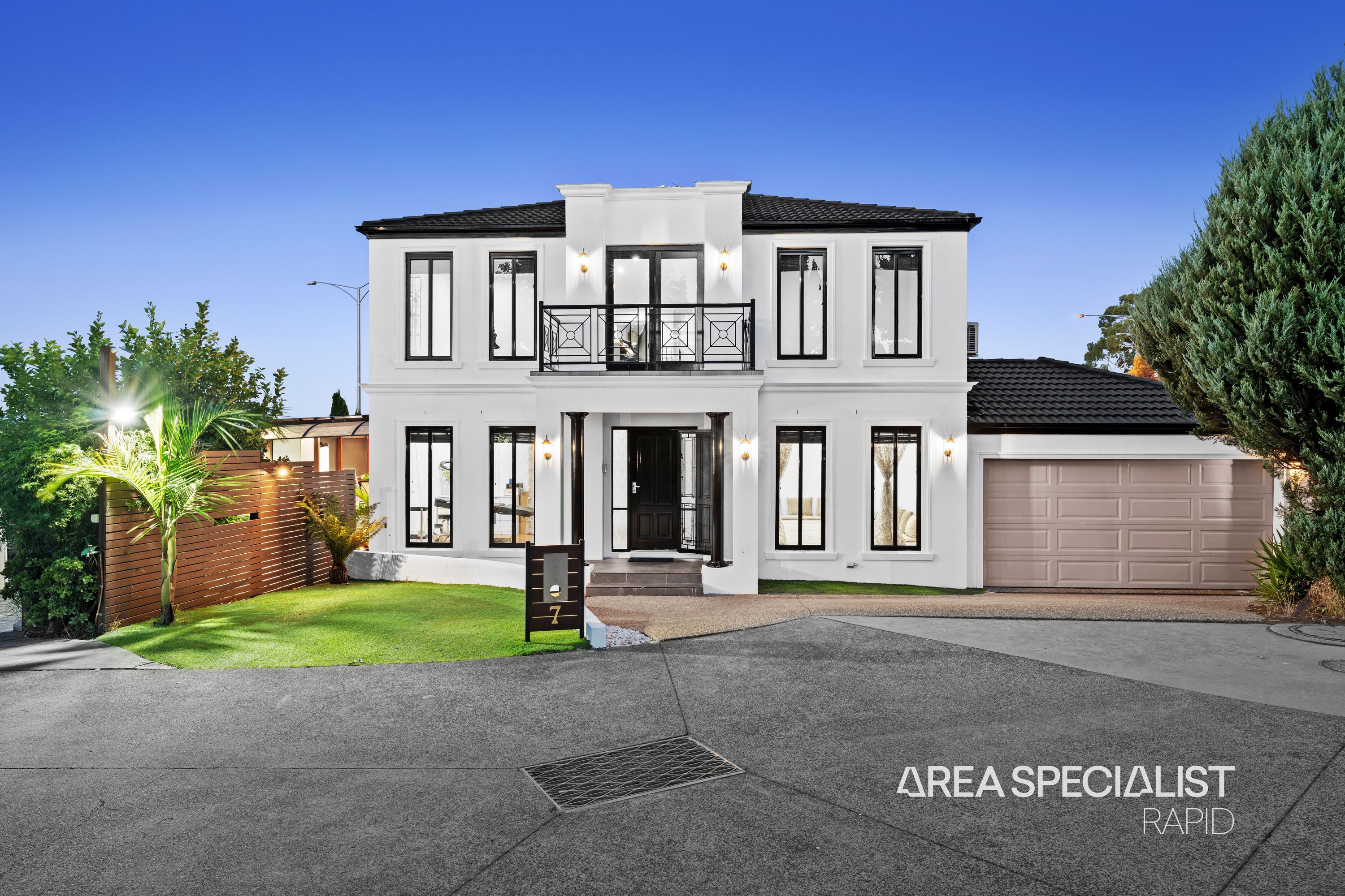 7 Redleaf Close, Hampton Park