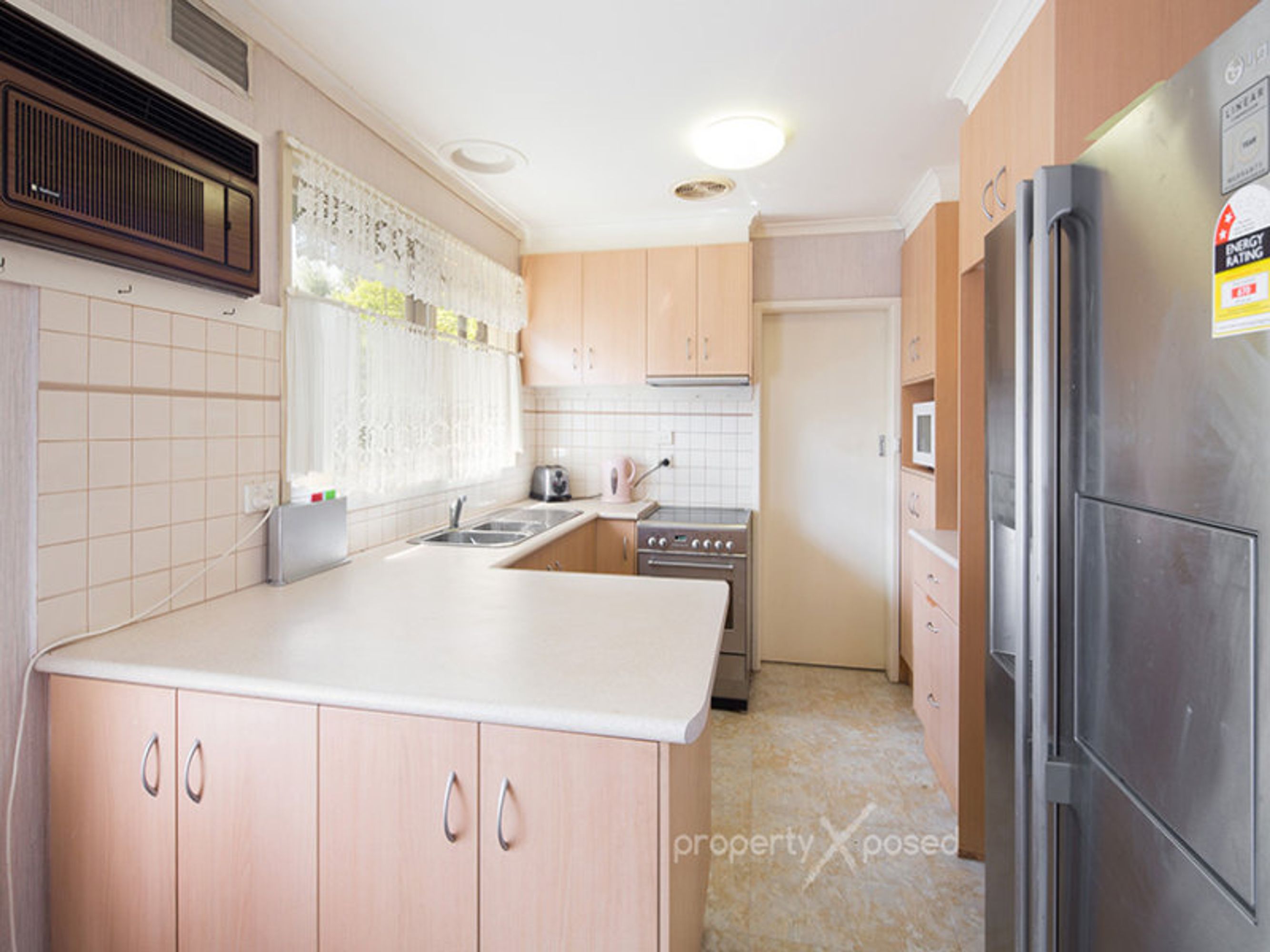 21 Ellen Street, Springvale - Thumbnail 2