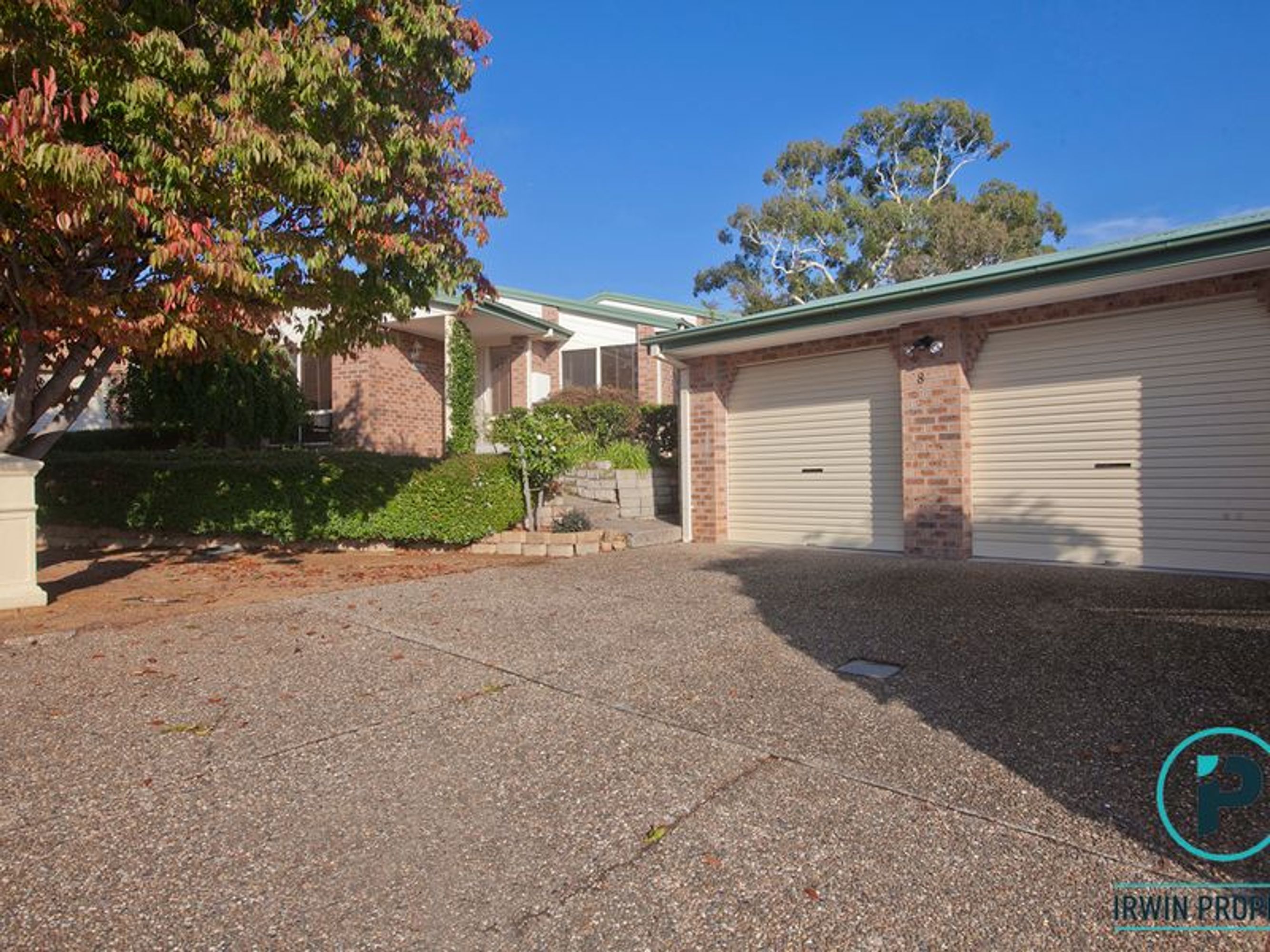 8 Charlton Crescent, Gordon - Thumbnail 3
