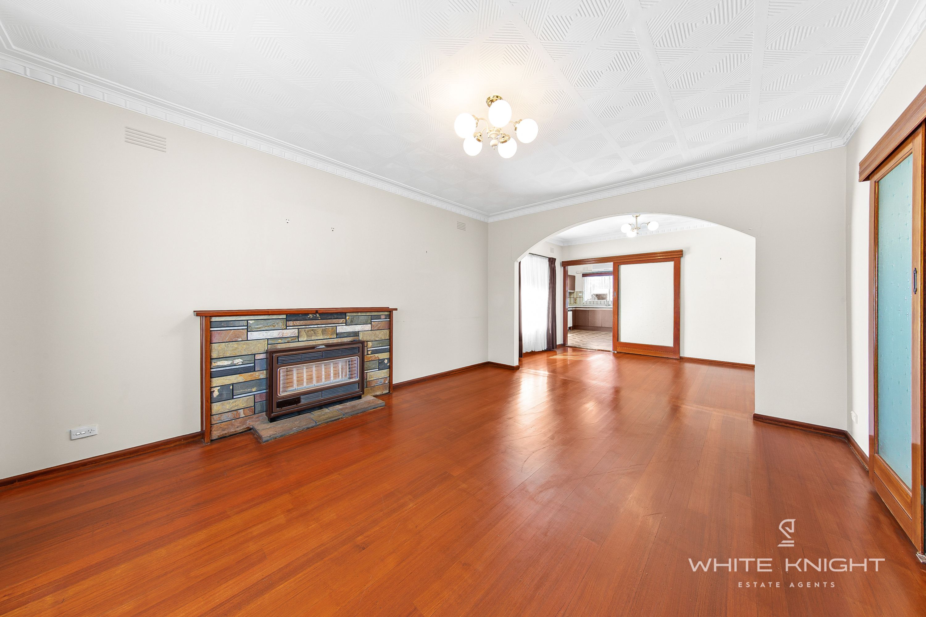 30 Tudor Road, Sunshine North VIC 3020, Sunshine North - Thumbnail 3