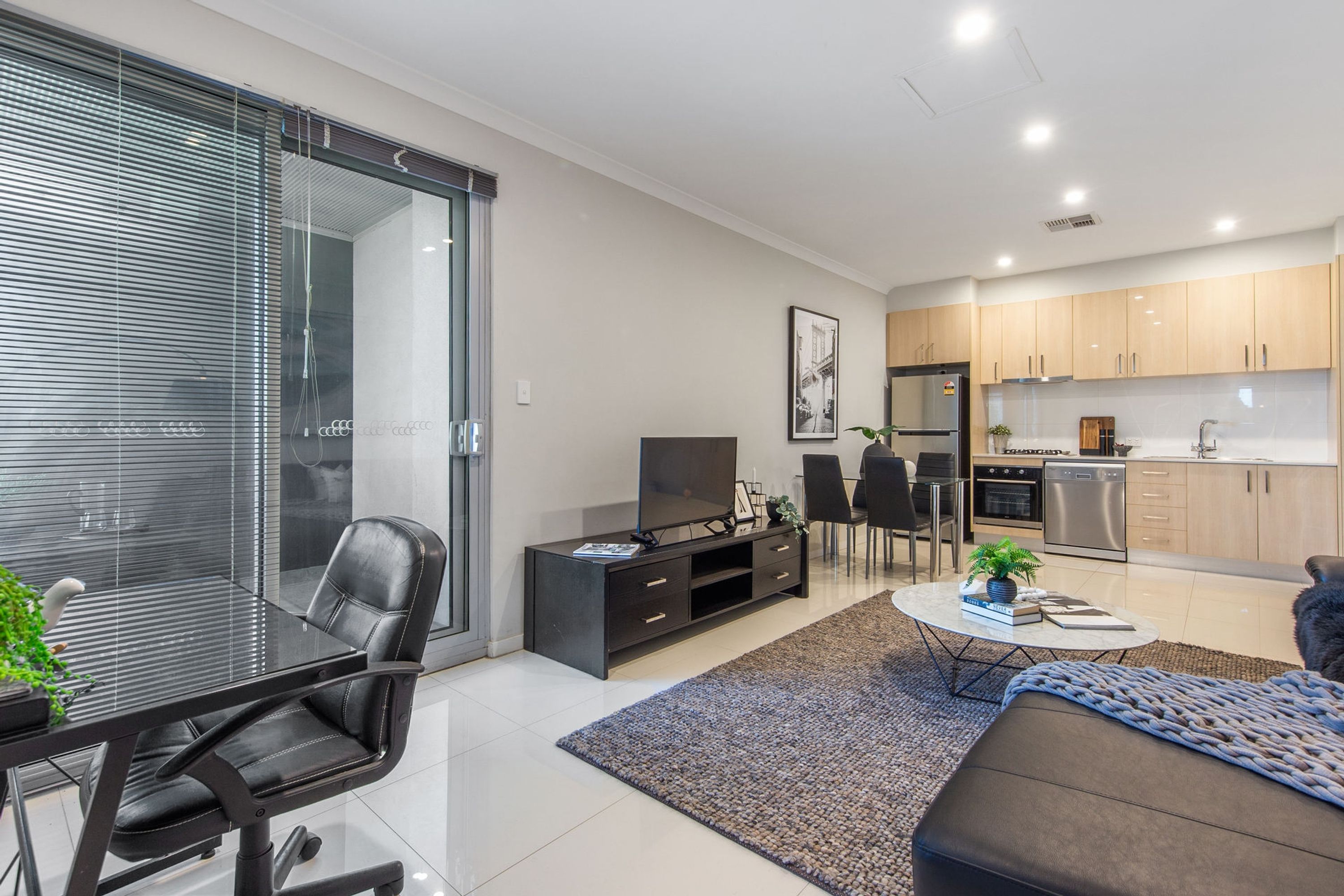 11/11/2 Edward Street, Perth - Thumbnail 4