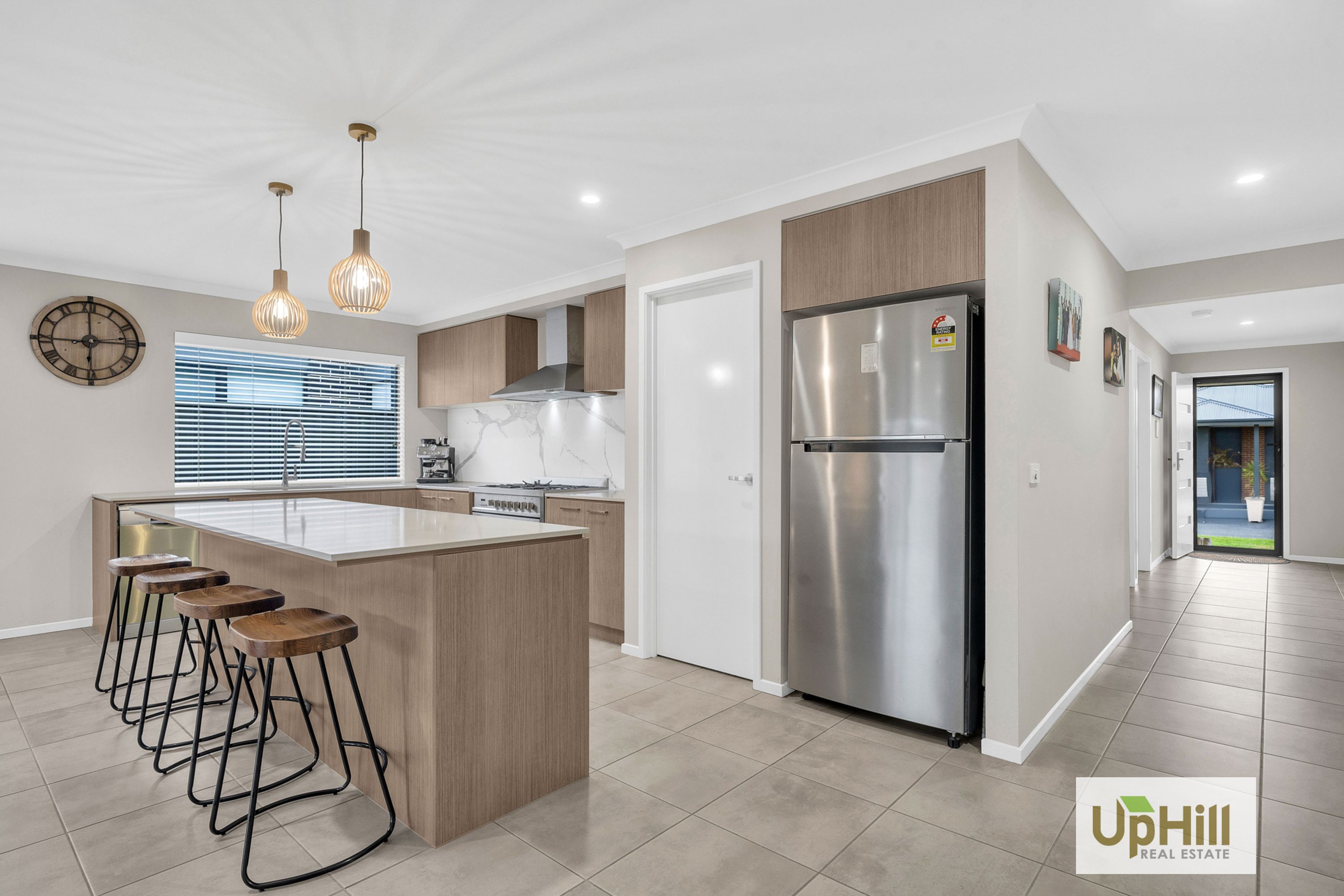 11 Magenta Street, Clyde North - Thumbnail 4