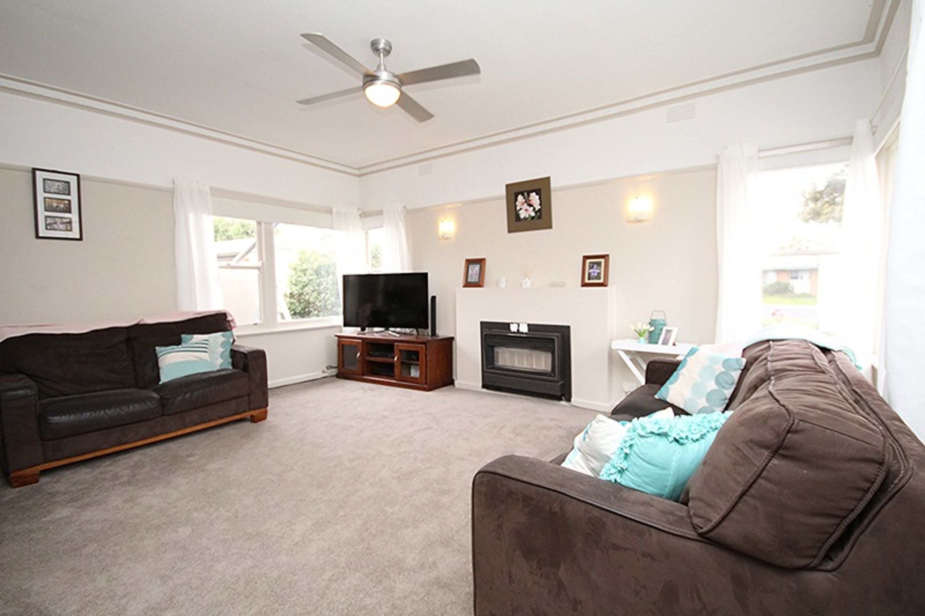 2 Brooks Avenue, Horsham VIC 3400, Horsham - Thumbnail 2