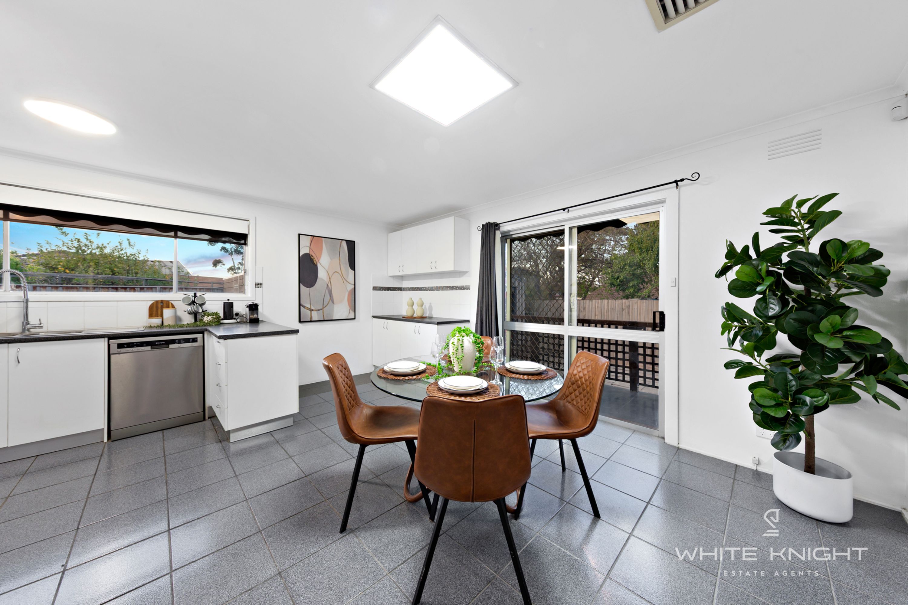 1 Bundeena Avenue, Kealba VIC 3021, Kealba - Thumbnail 6