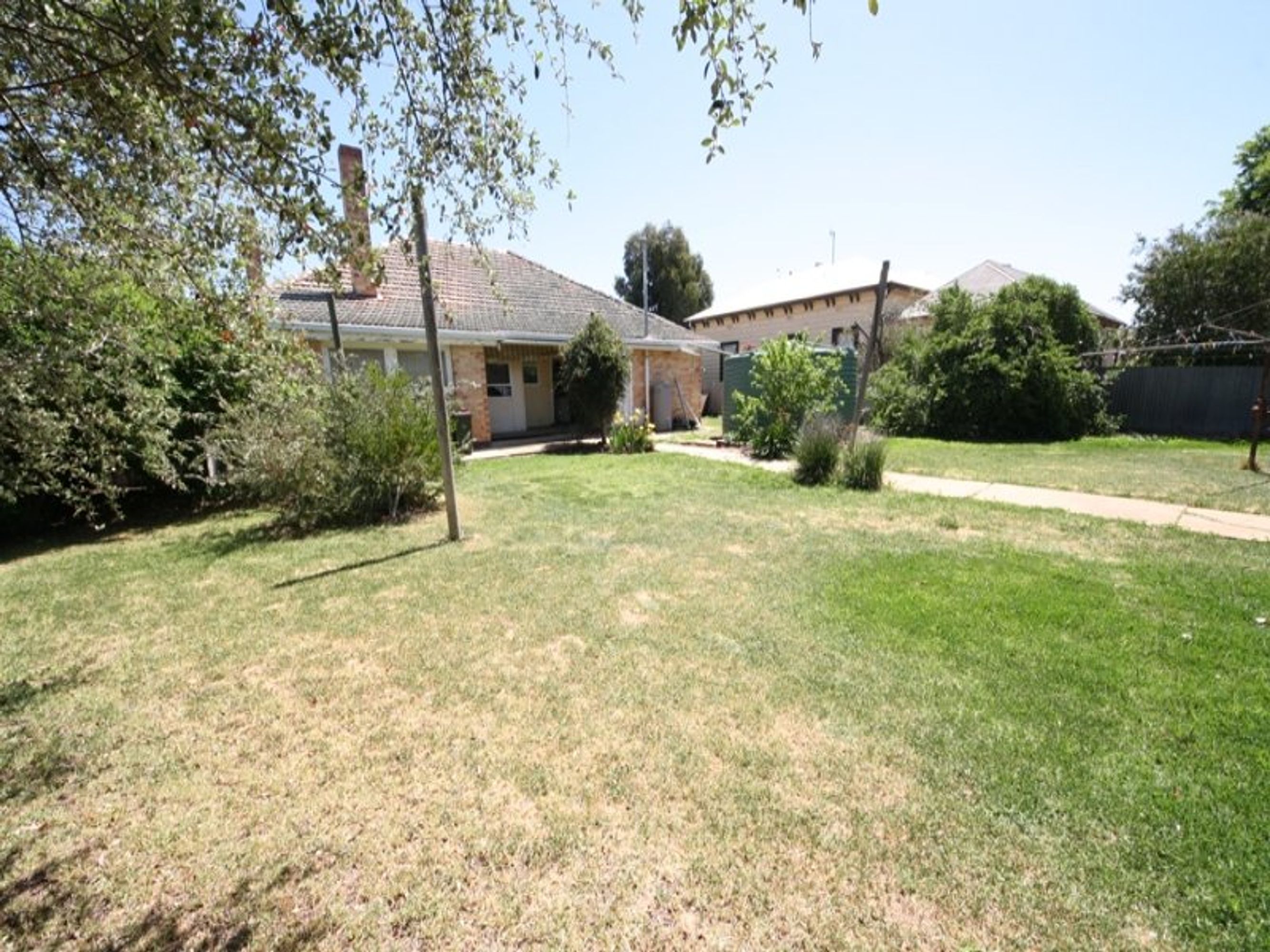 20 Davis Avenue, Nhill VIC 3418, Nhill - Thumbnail 8