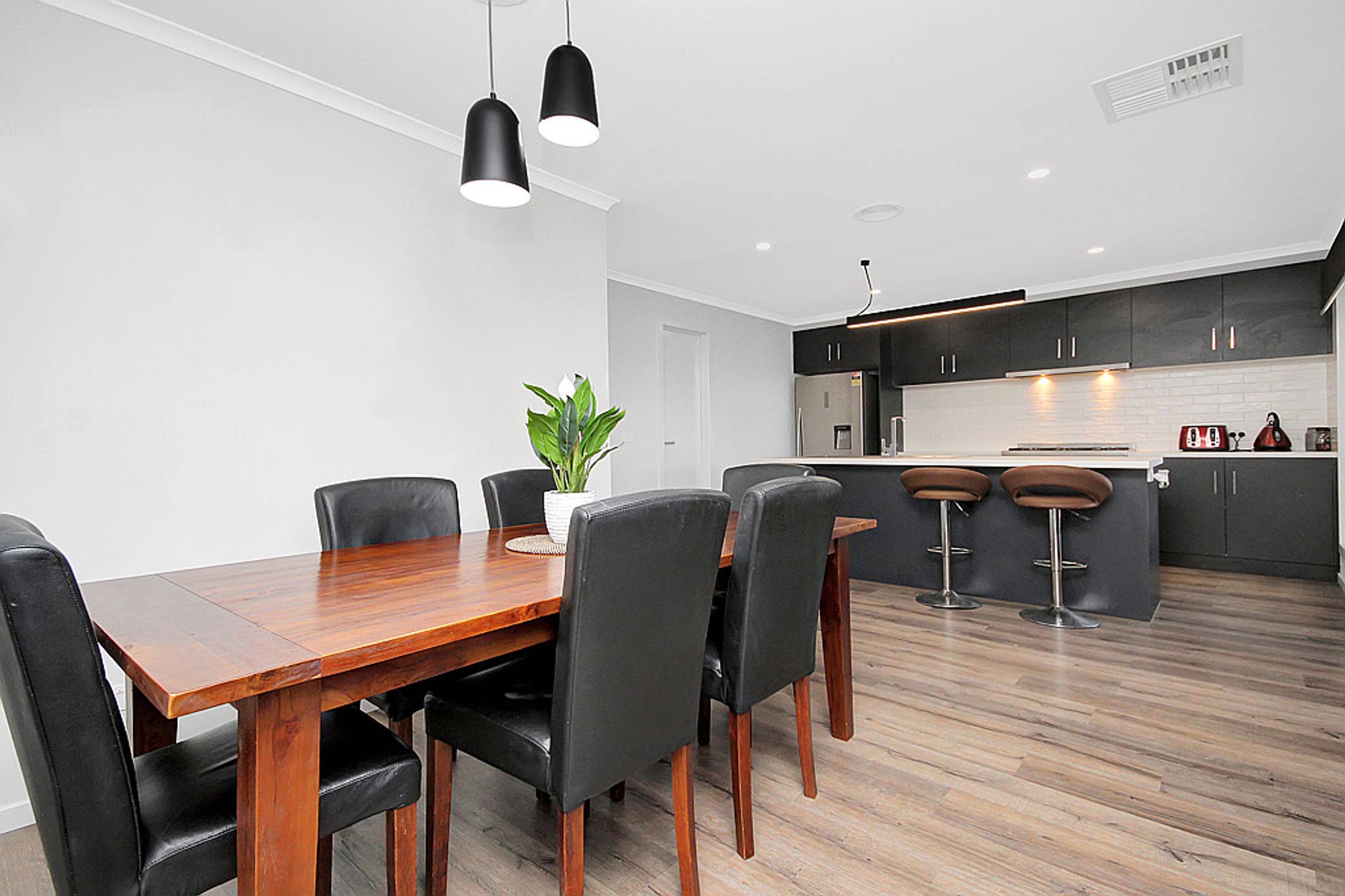 35 Seater Close, Horsham VIC 3400, Horsham - Thumbnail 3