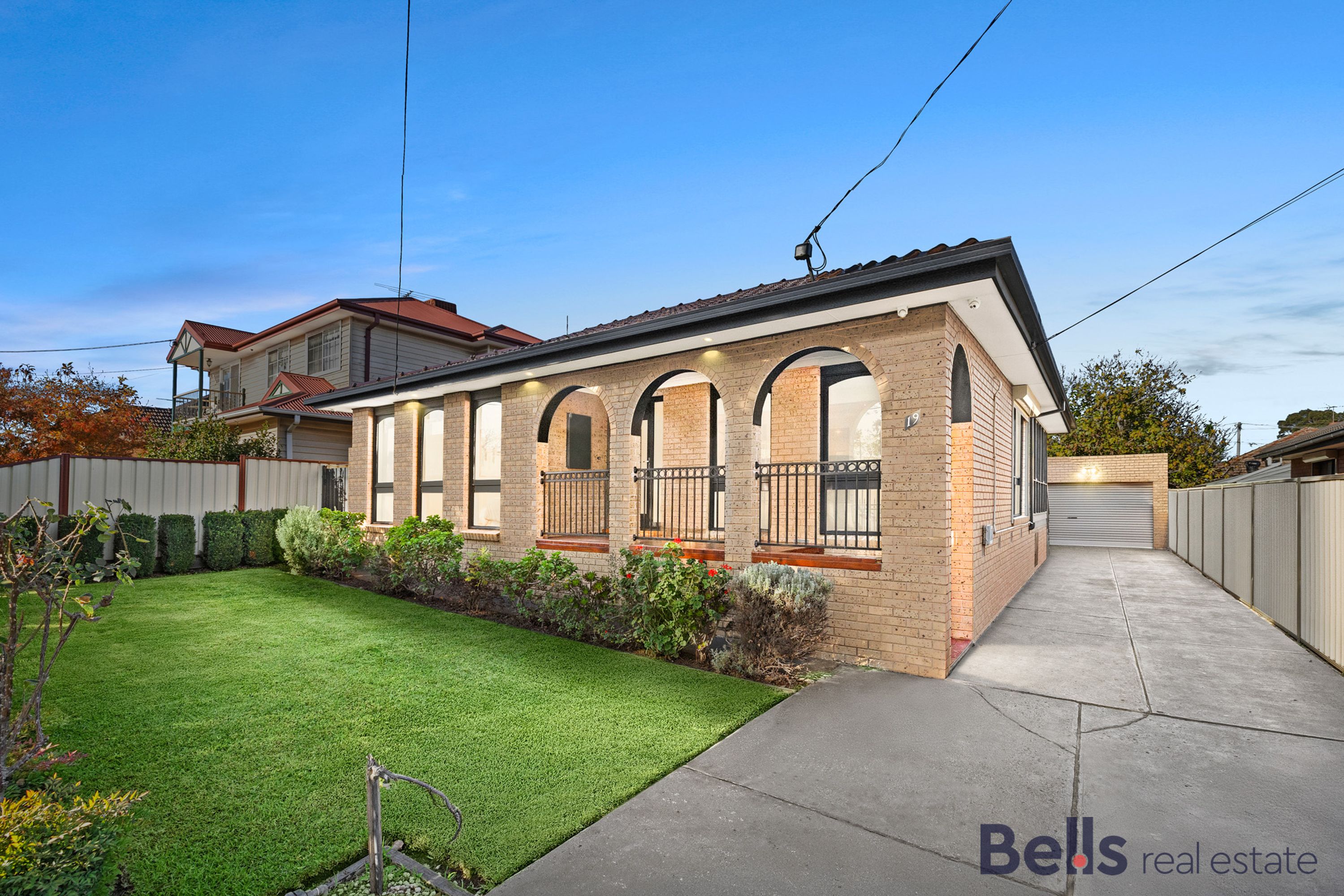 19 Albert Street, Sunshine North - Thumbnail 2