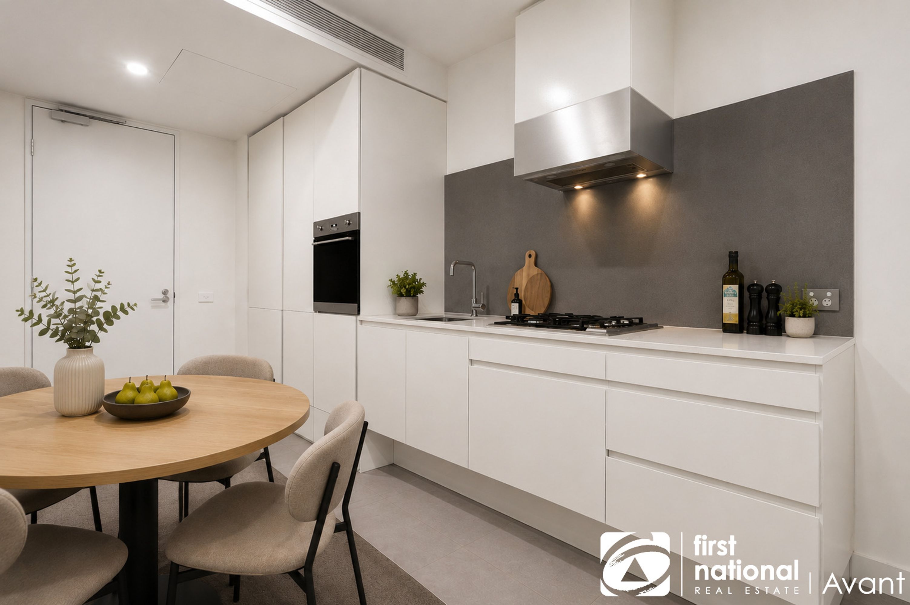105 Clarendon Street, Southbank - Thumbnail 4