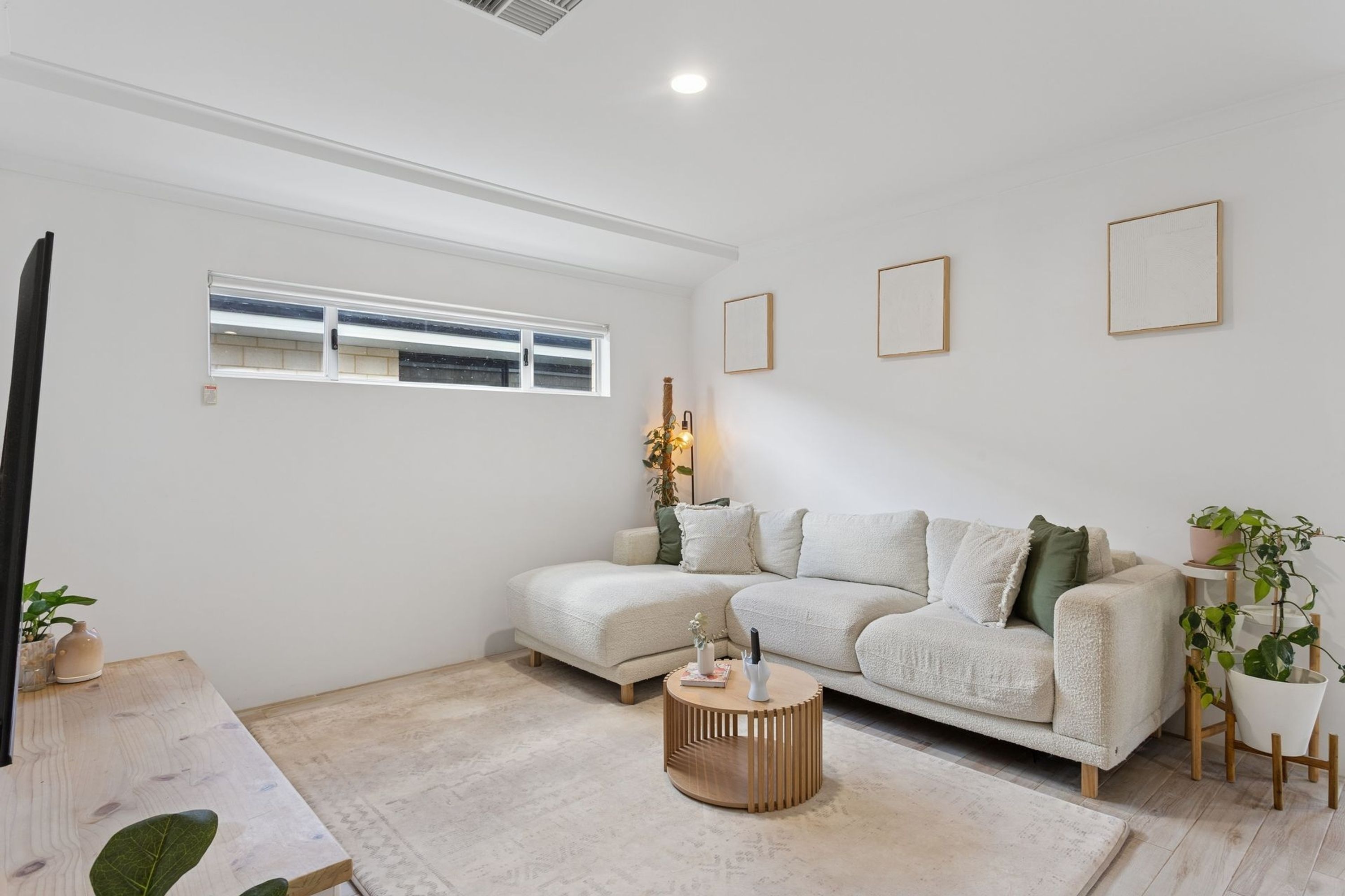 12 Langsett Street, Aveley - Thumbnail 5