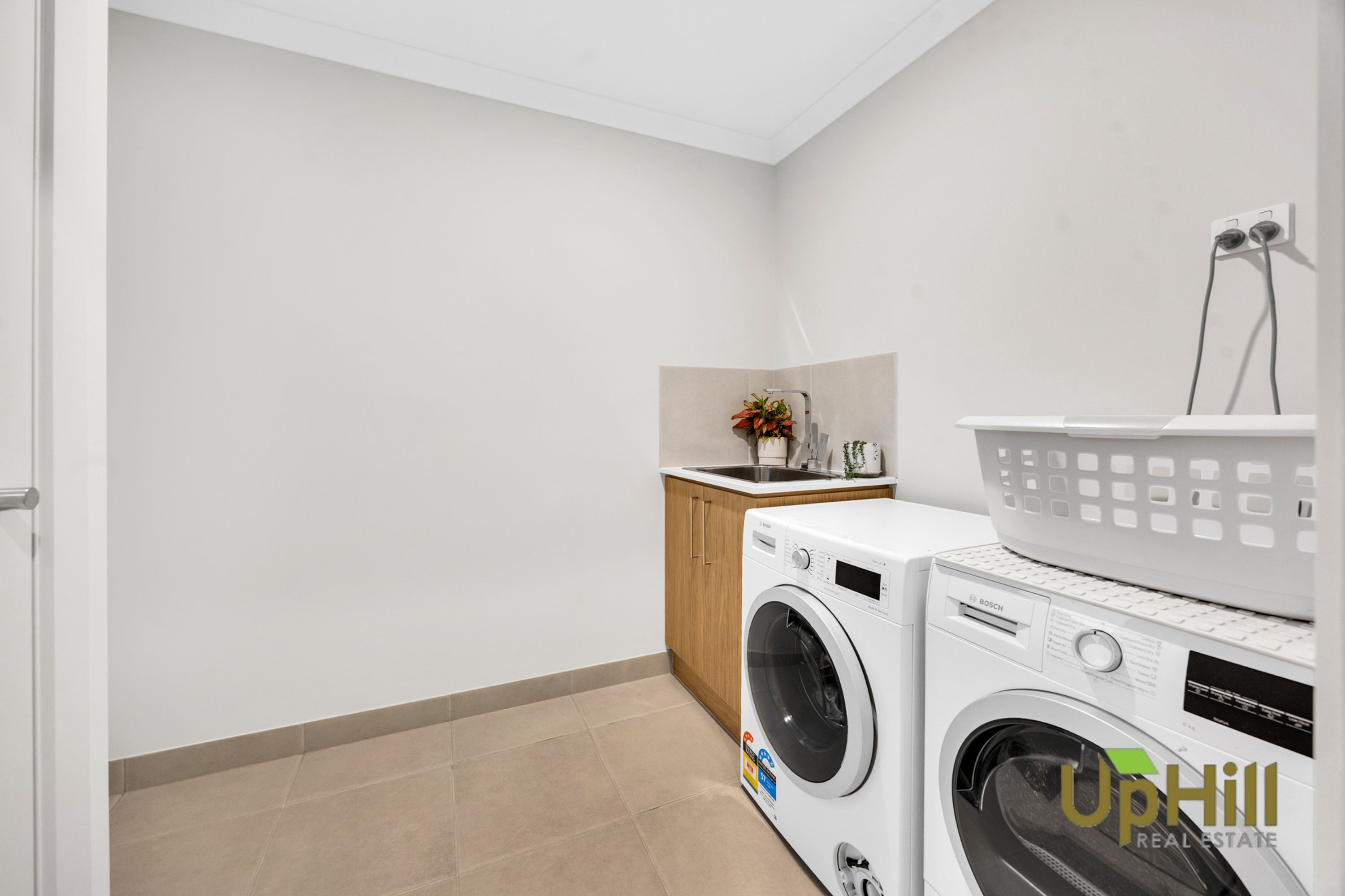37 Shoveler Street, Clyde North - Thumbnail 6