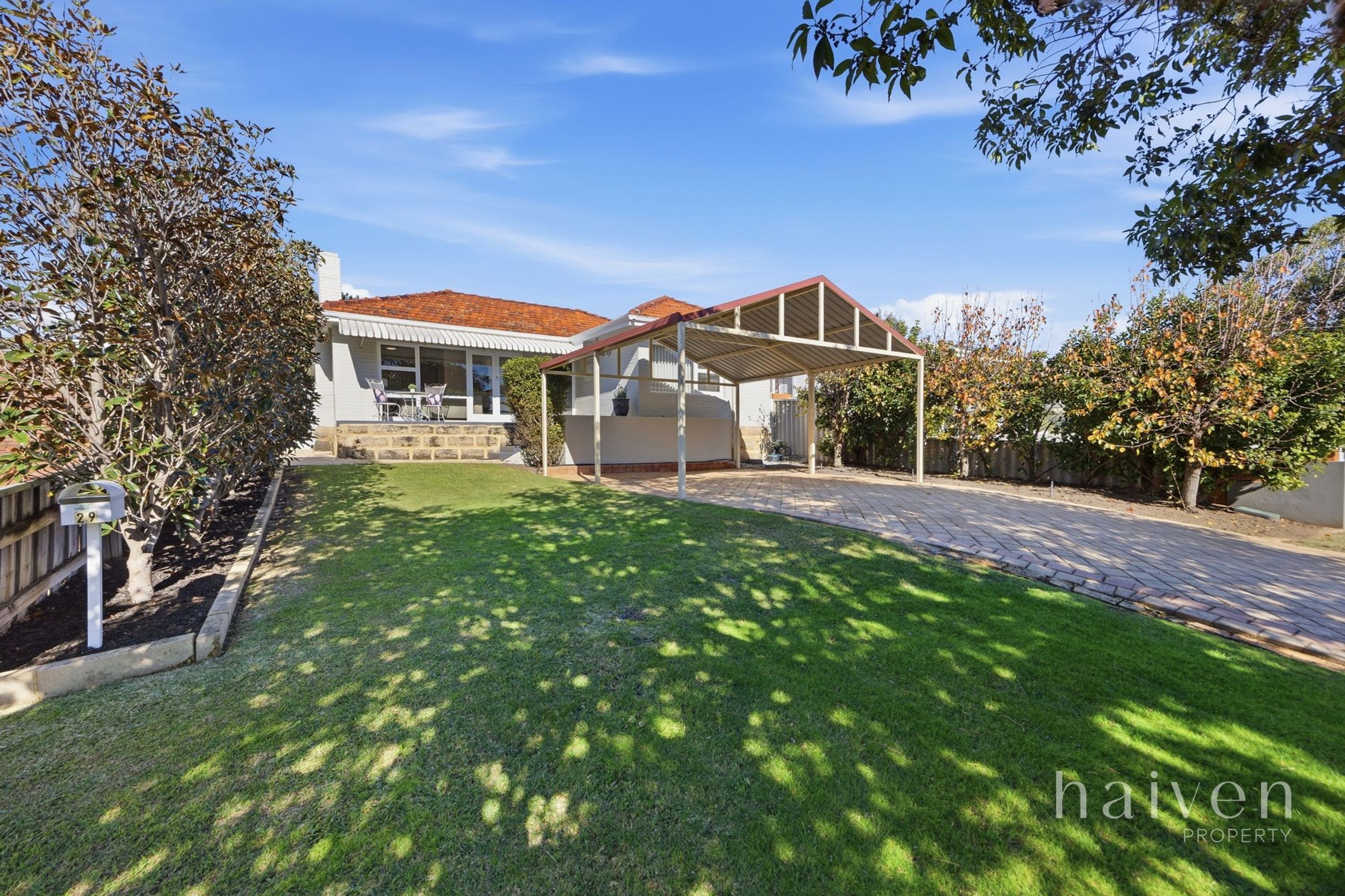 29 Woodley Crescent, Melville - Image 1