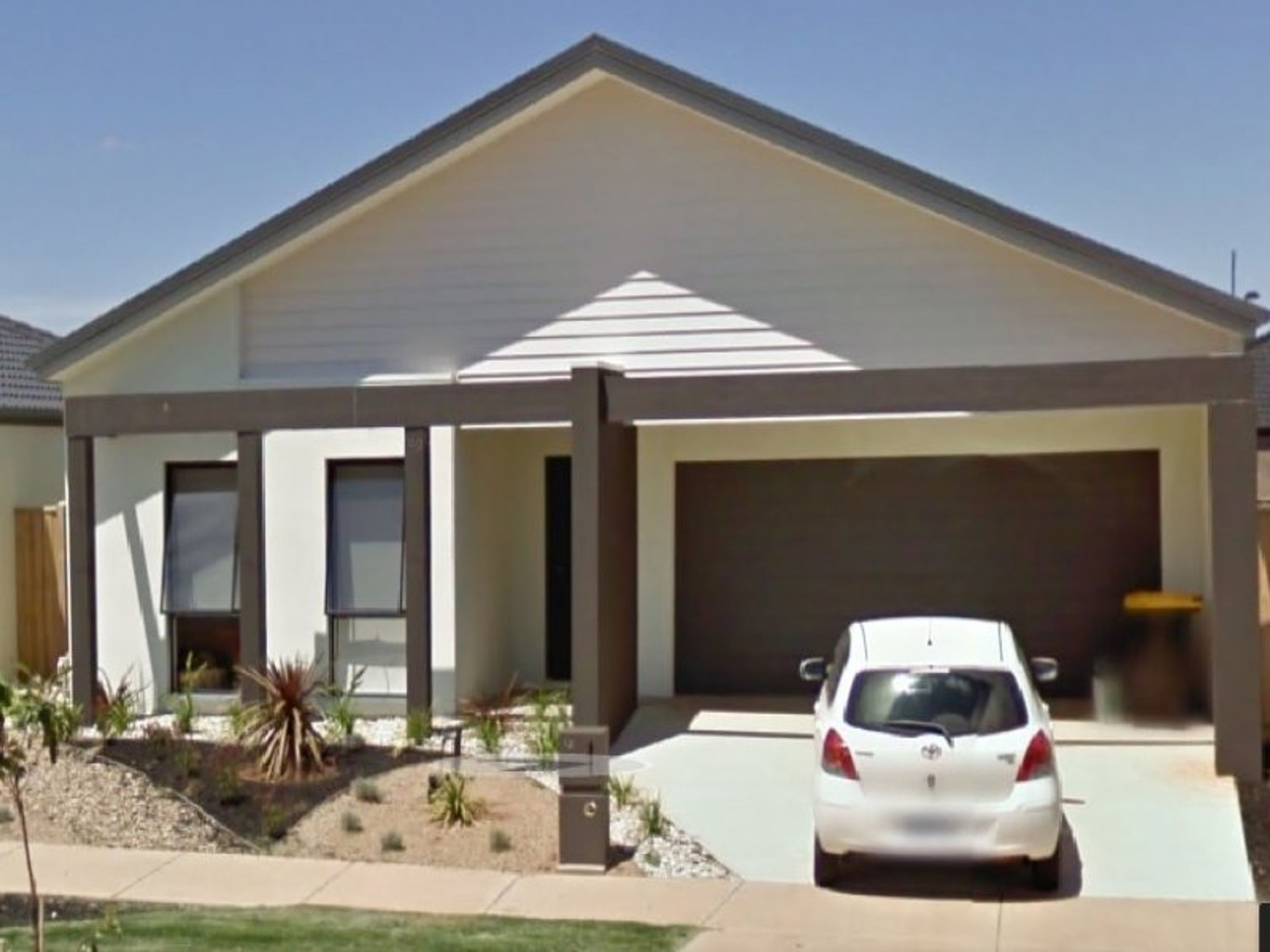 13 Mimosa Way, Burnside Heights - Thumbnail 2