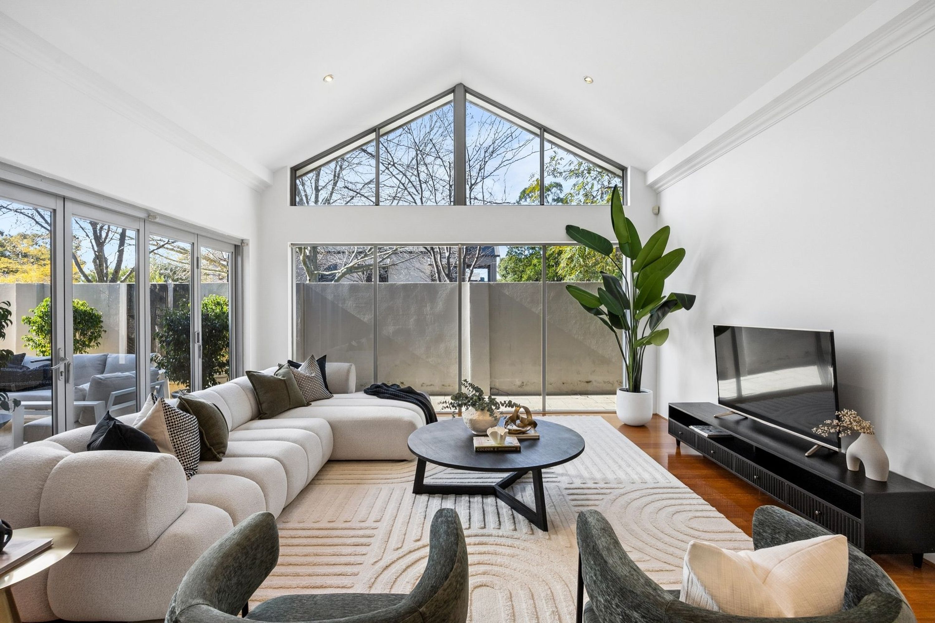 13 Darbyshire Drive, Subiaco - Image 1