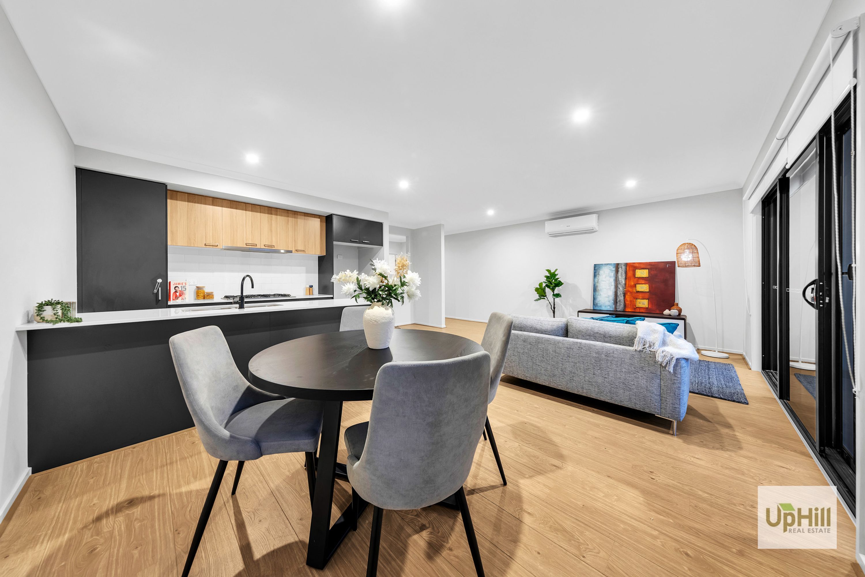 50 Alexander Boulevard, Clyde North - Thumbnail 4