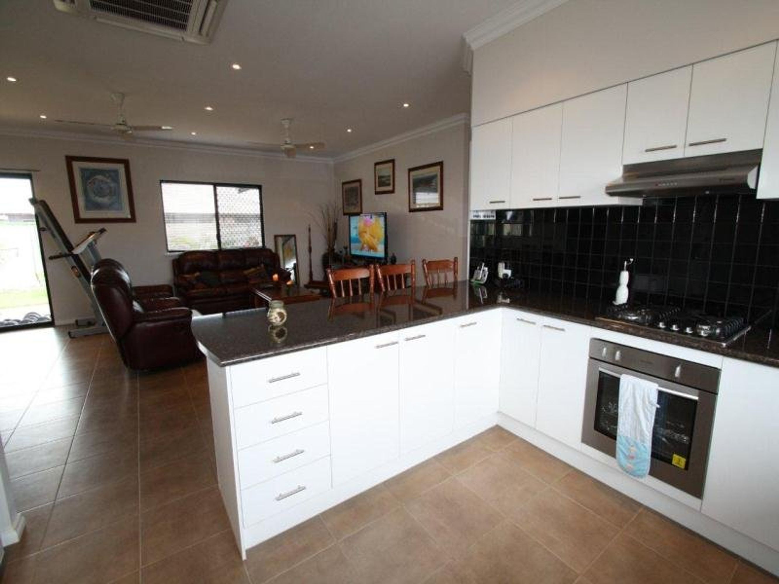54 Nix Avenue, South Hedland, South Hedland - Thumbnail 7
