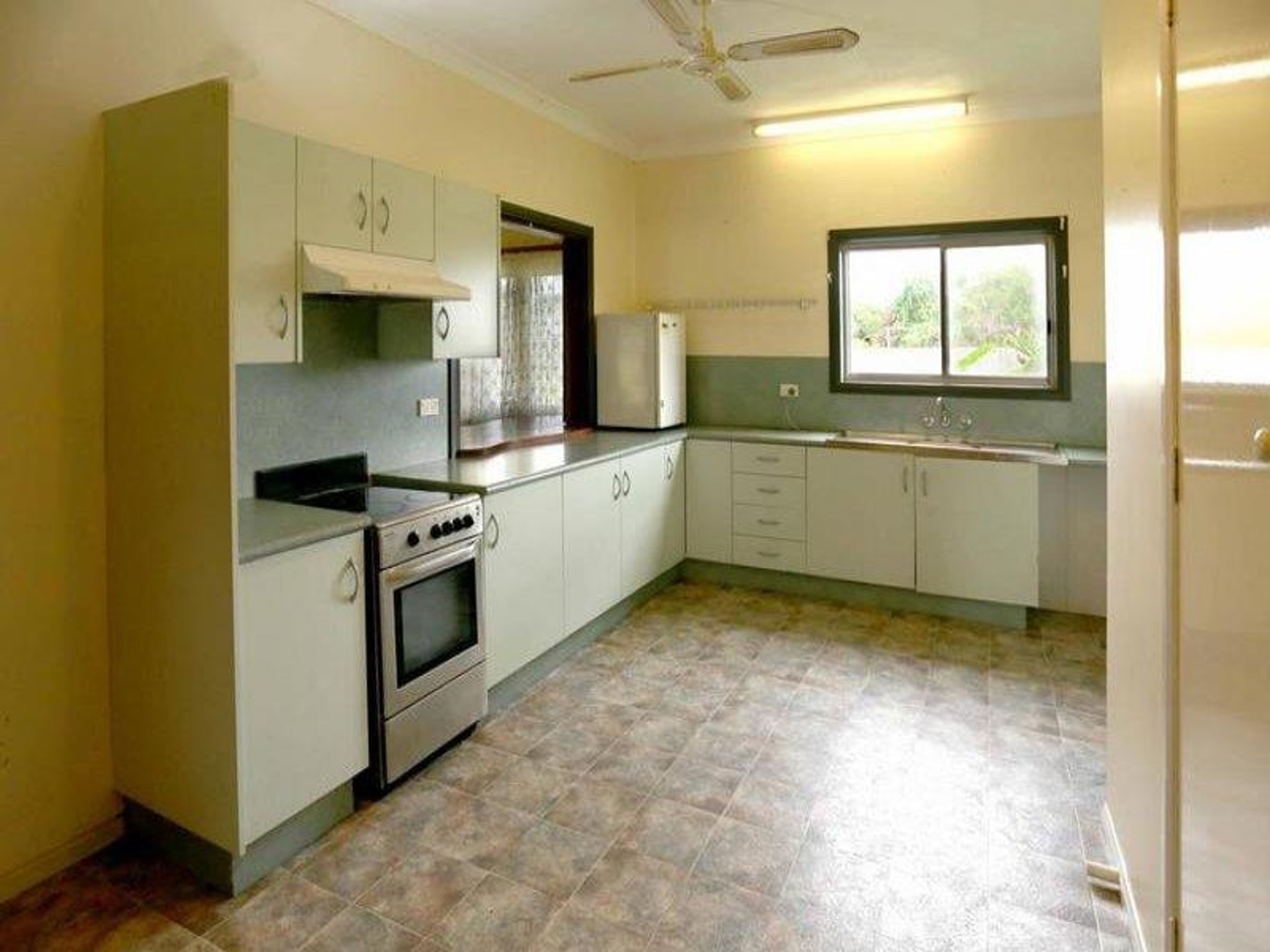 12 Candole Street, Tucabia - Thumbnail 4