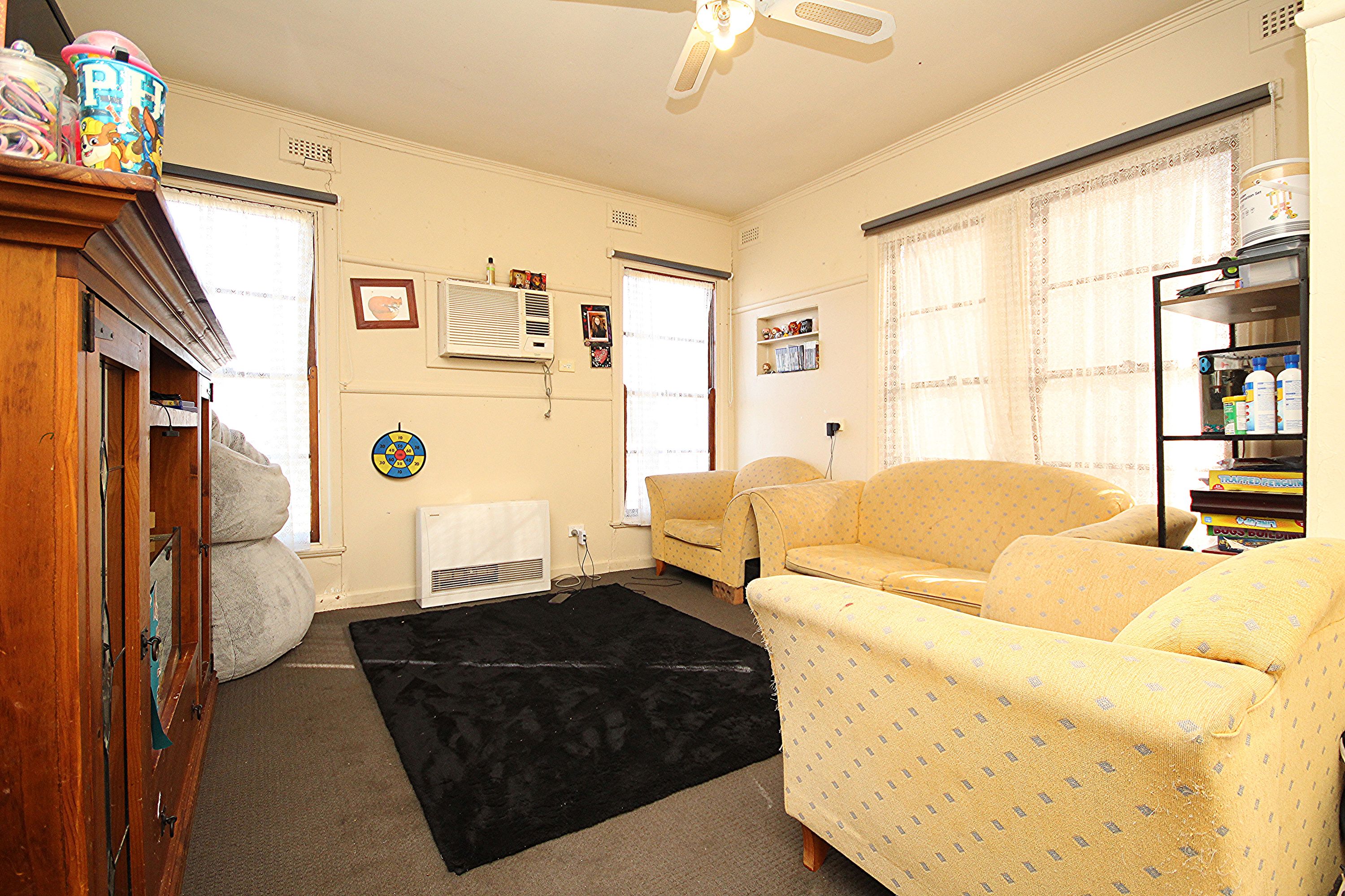 8 Elizabeth Street, Horsham VIC 3400, Horsham - Thumbnail 5