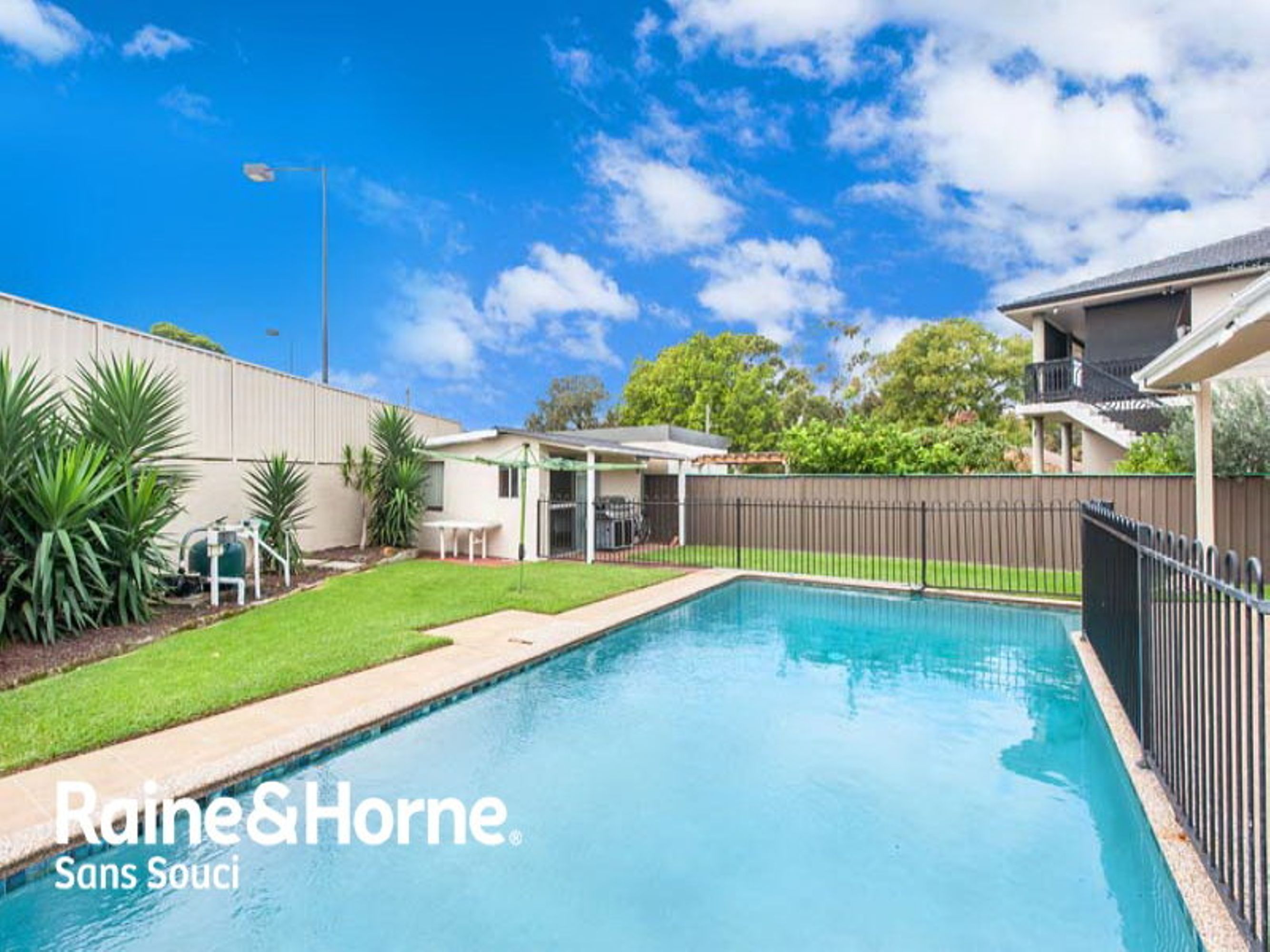 25 Harslett Crescent, Beverley Park - Thumbnail 8
