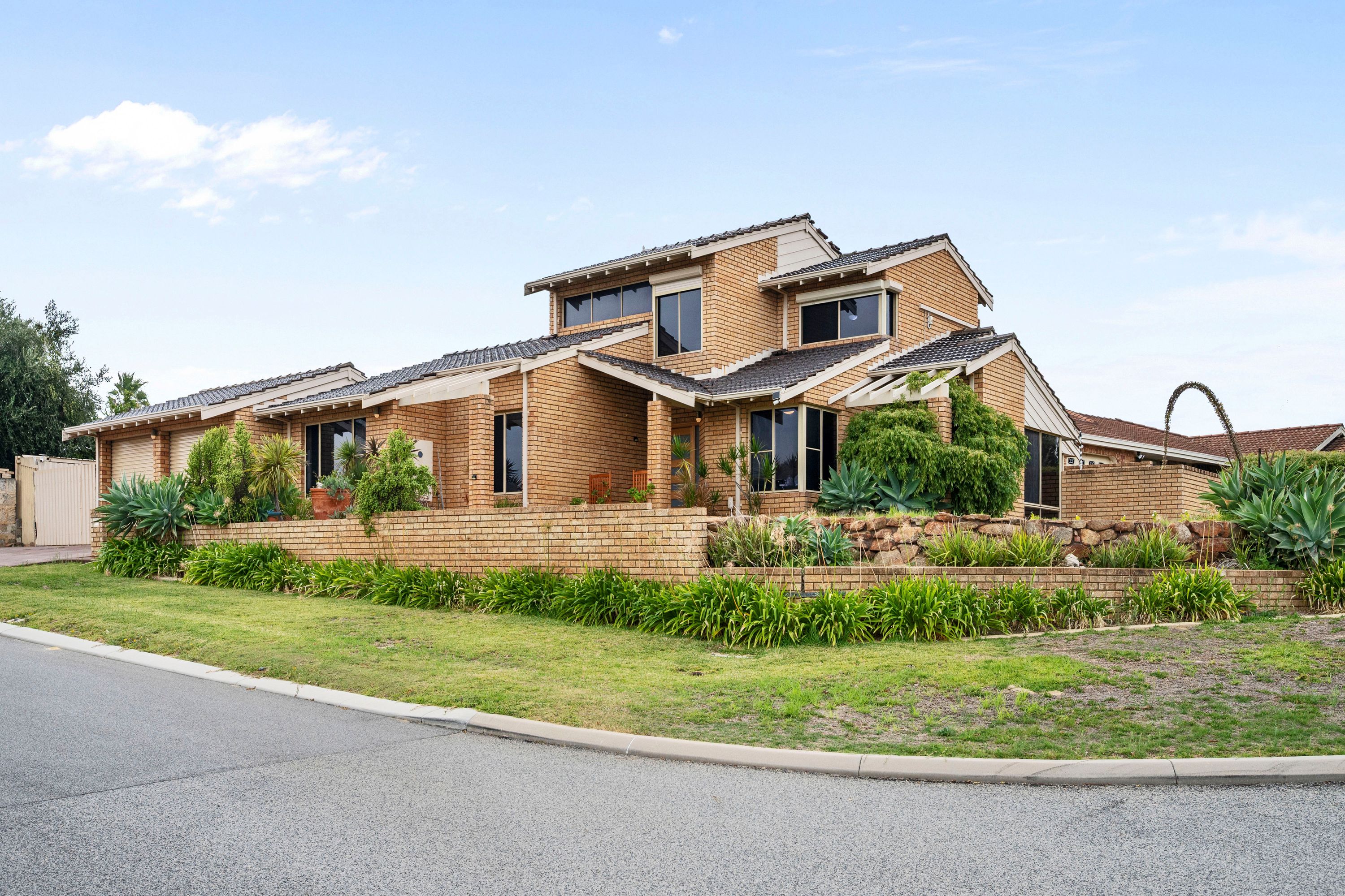 2 Olive Cove, Mullaloo - Thumbnail 3