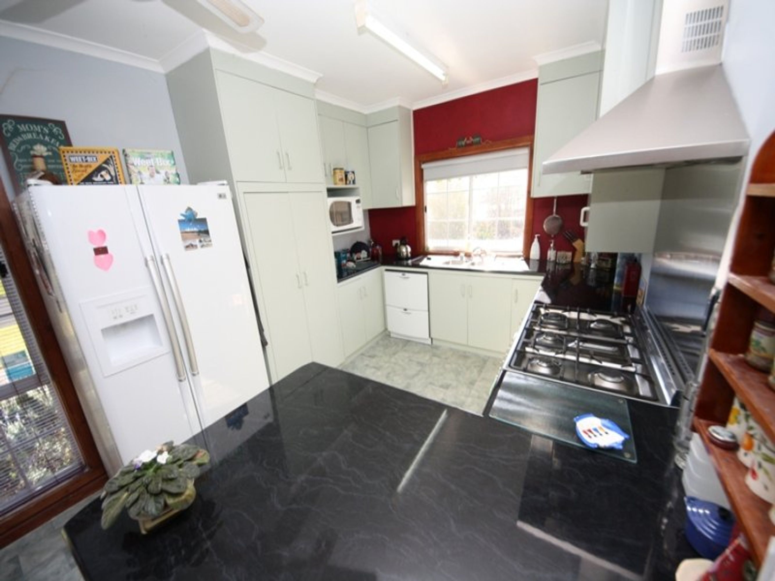 43 Gardenia Street, Horsham, VIC 3400, Horsham - Thumbnail 2