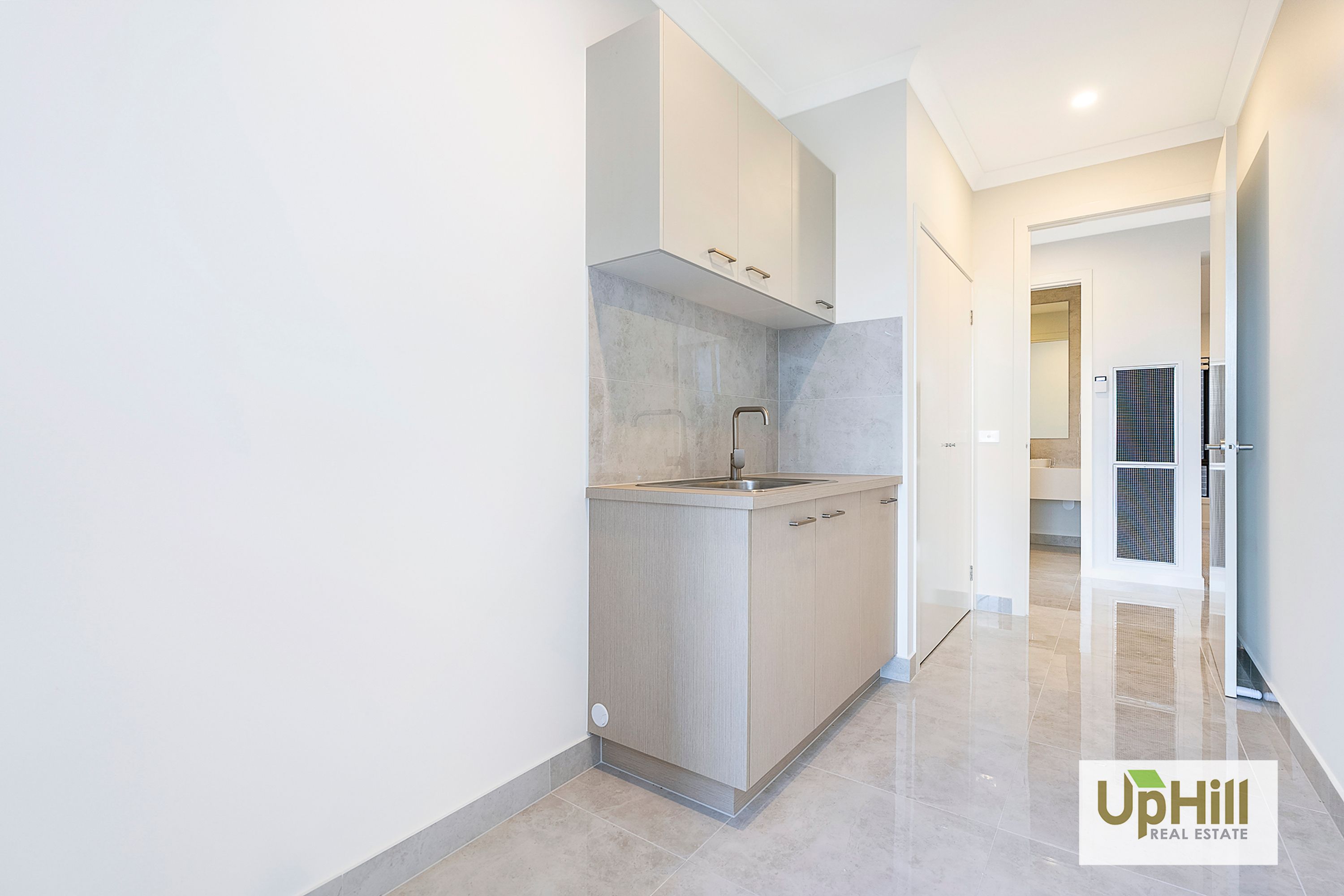 28 Cavern Boulevard, Clyde North - Thumbnail 7