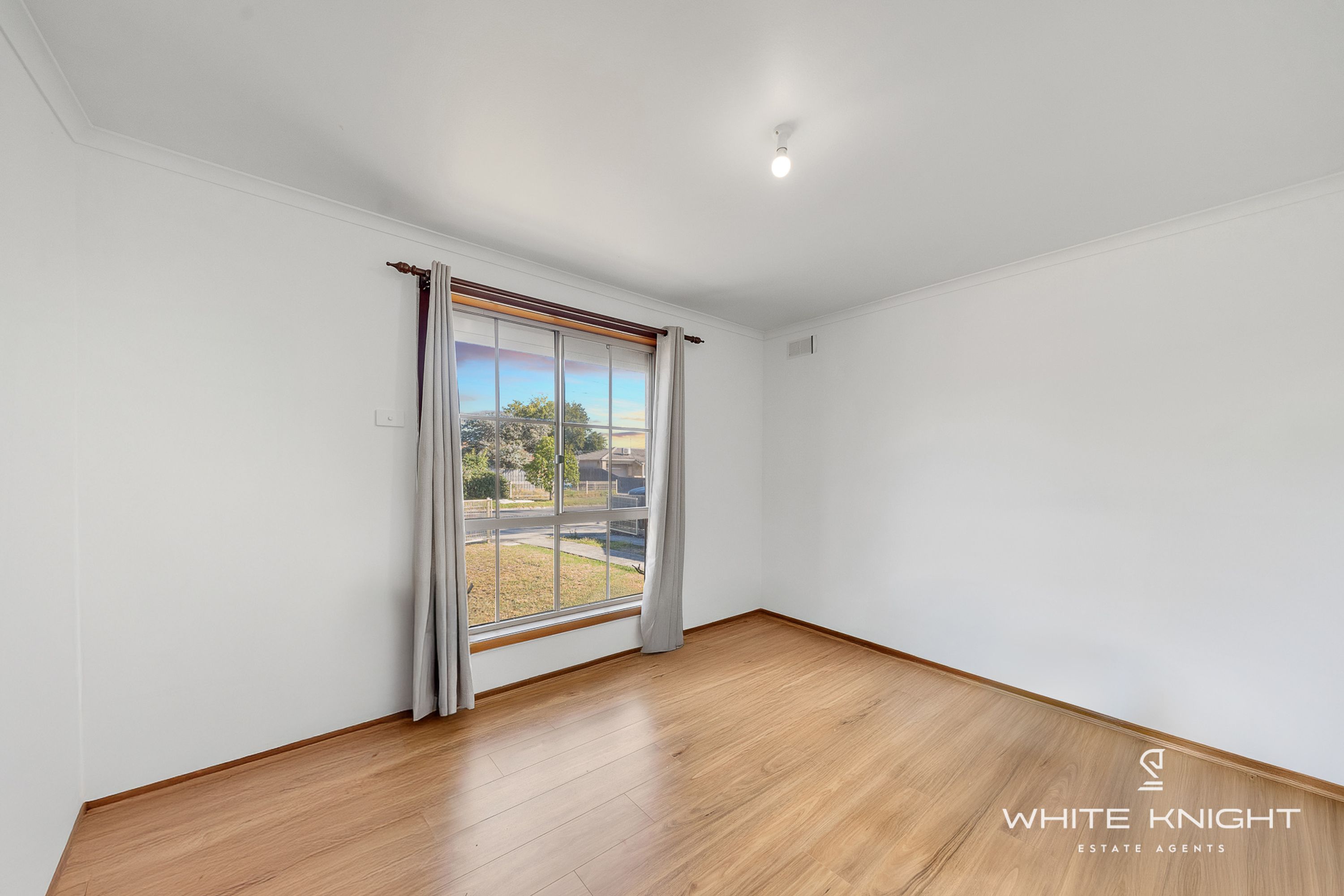 10 Rosslare Parade, St Albans VIC 3021, St Albans - Thumbnail 6