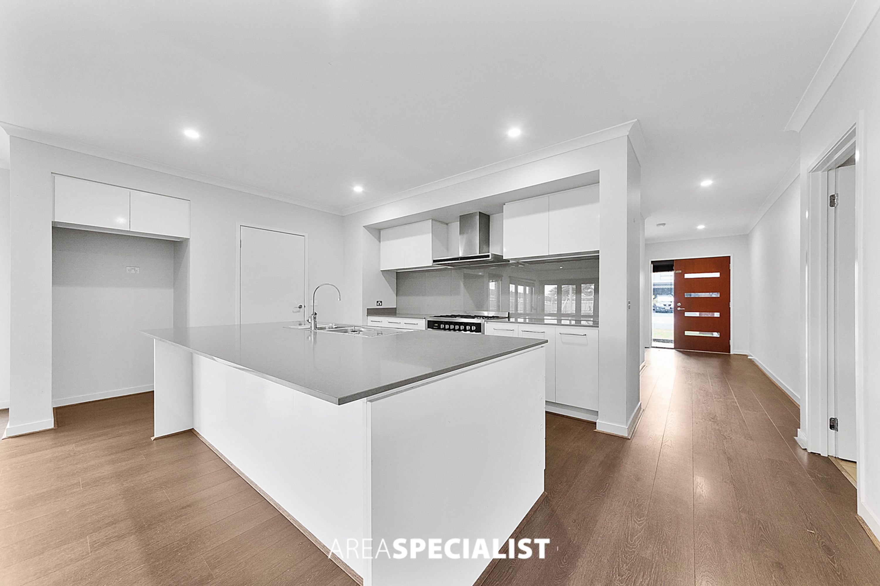 53 Diamond Drive, Koo Wee Rup - Thumbnail 4