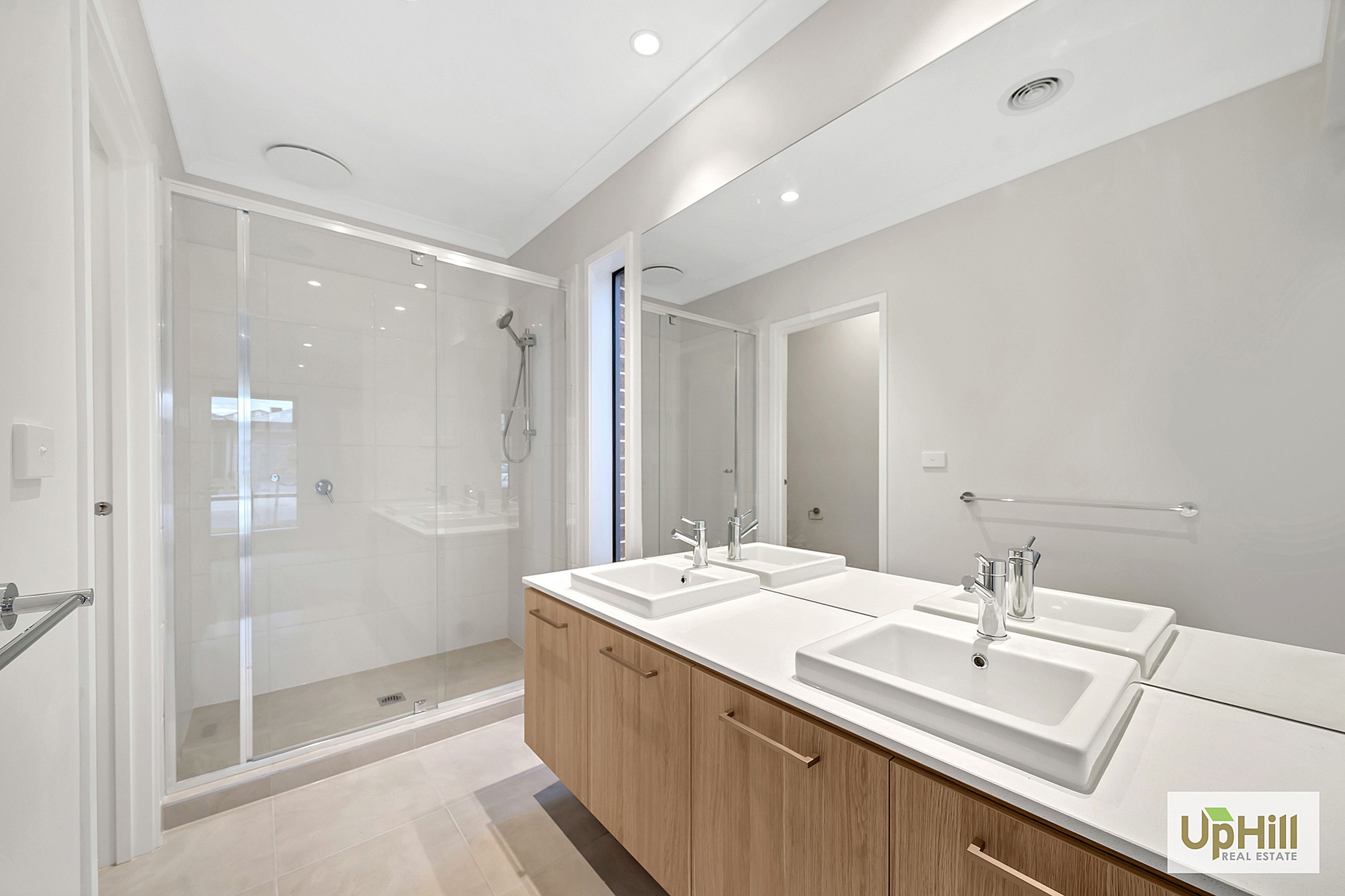 6 ASHTEAD STREET, Clyde - Thumbnail 3