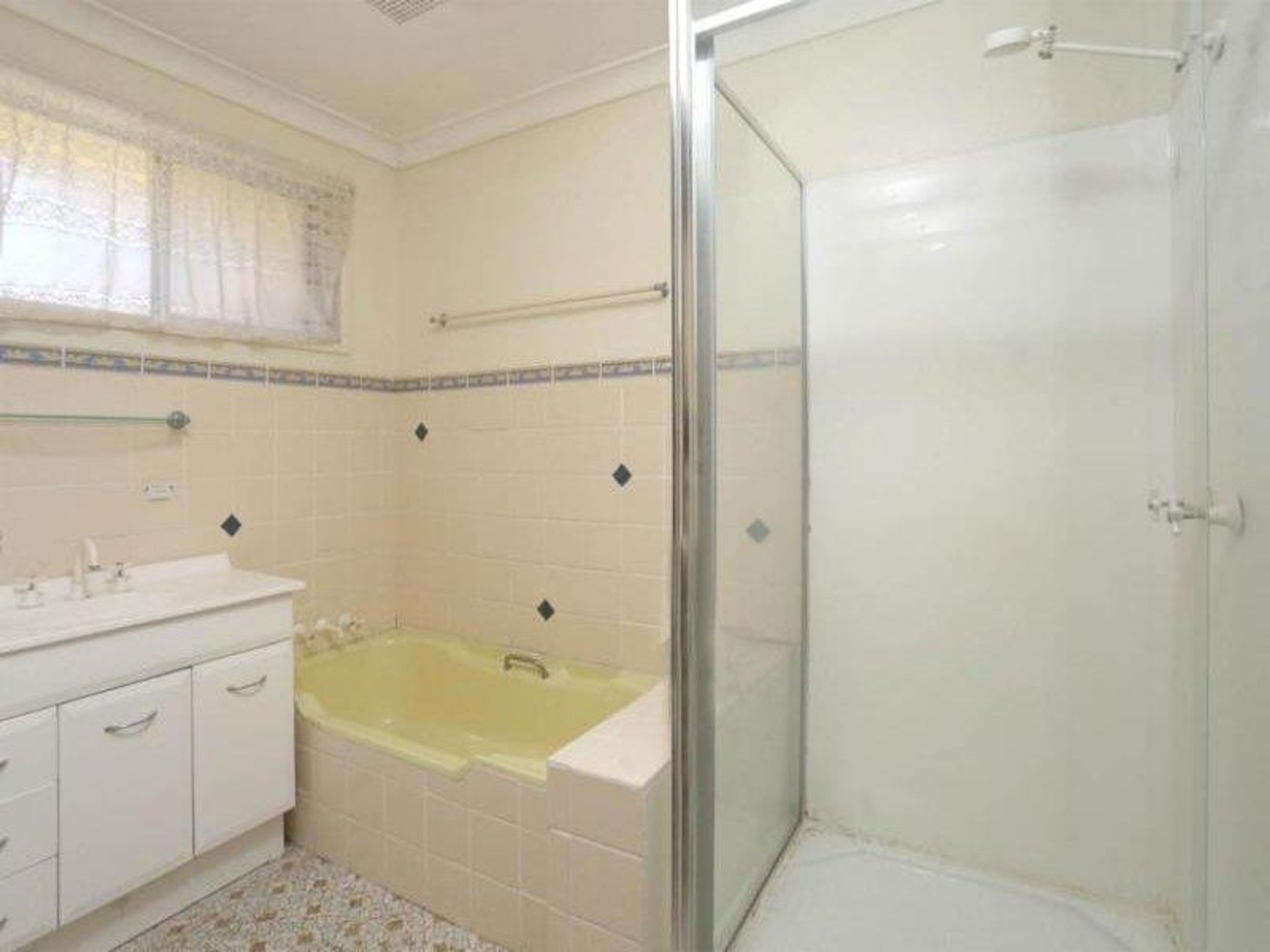 1298 Summerland Way, Mountain View - Thumbnail 4