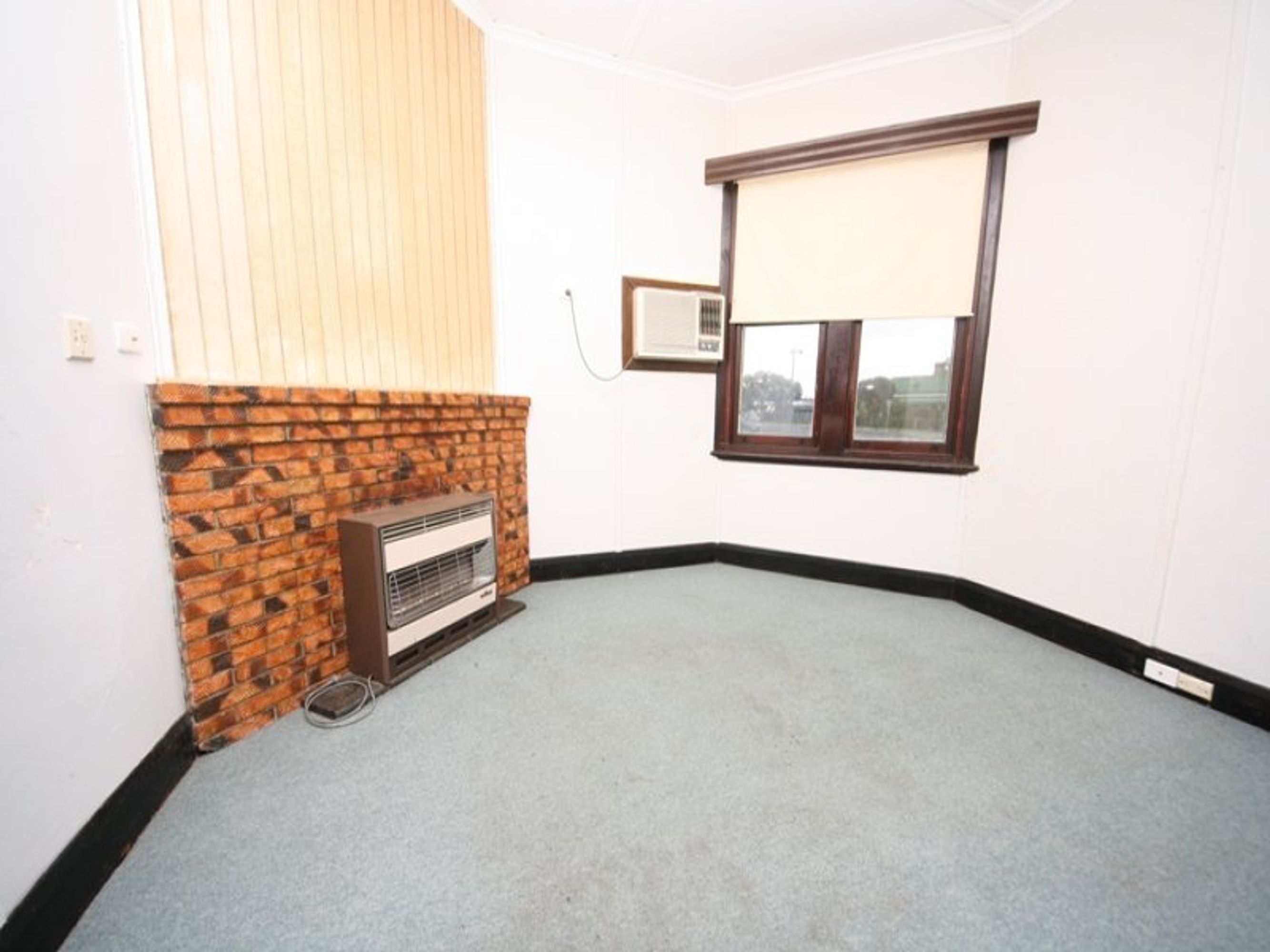 12 Woodward Street, Nhill VIC 3418, Nhill - Thumbnail 8