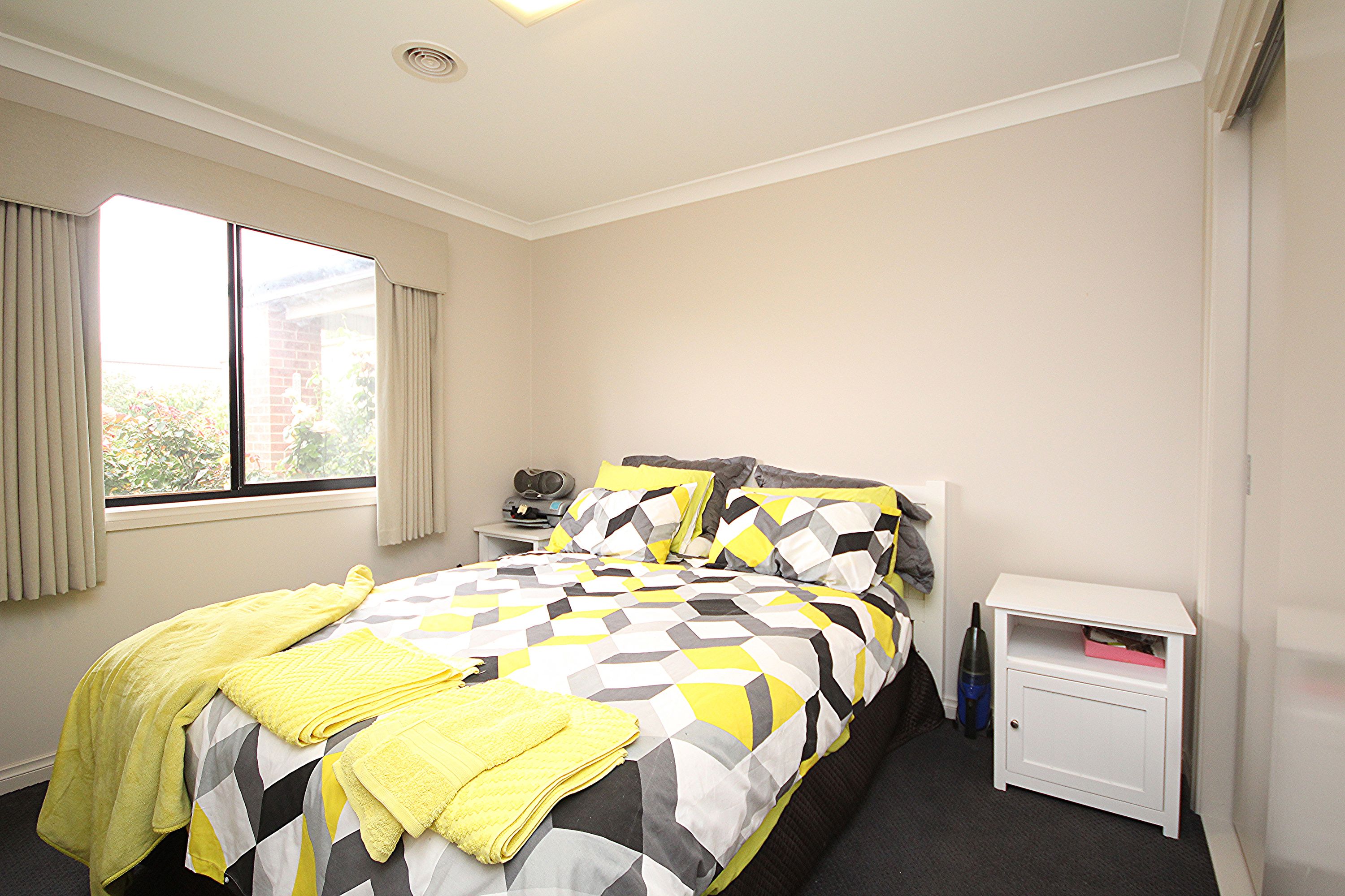 72 McTavish Boulevard, Horsham, VIC 3400, Horsham - Thumbnail 8