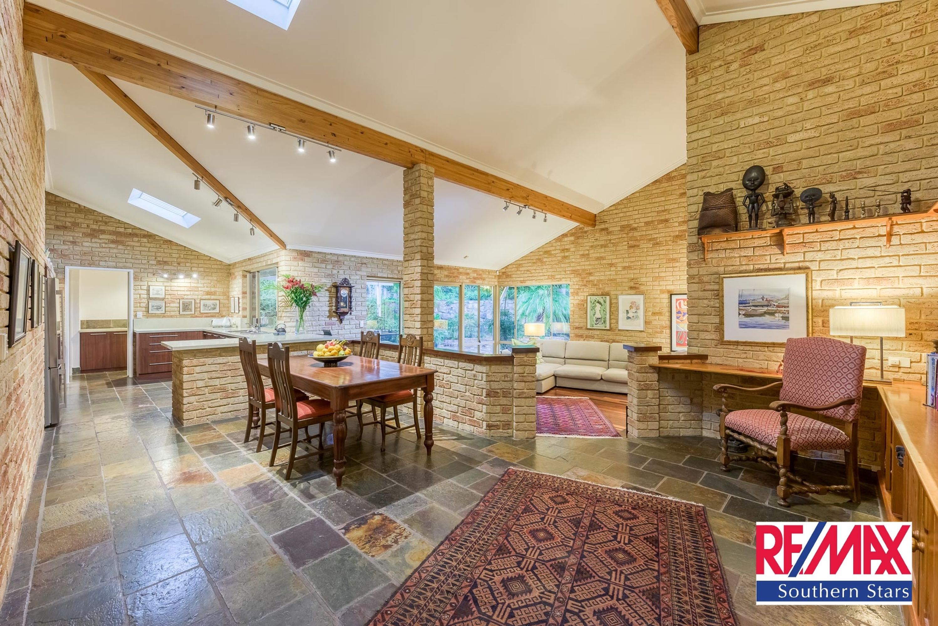 23 Timbrell Way, Leeming - Thumbnail 7