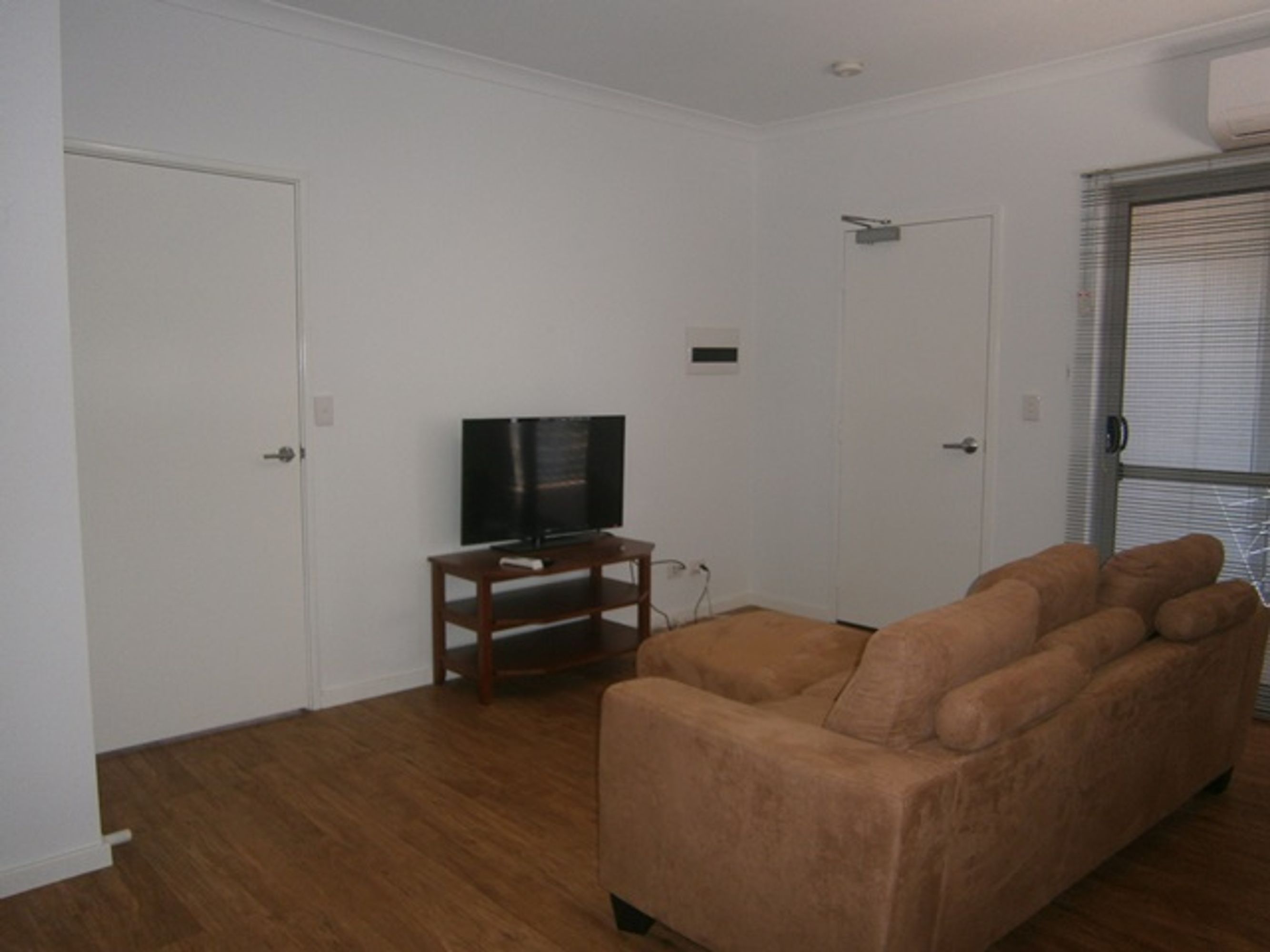 4/30 Mindarra Drive, Newman, Newman - Thumbnail 3