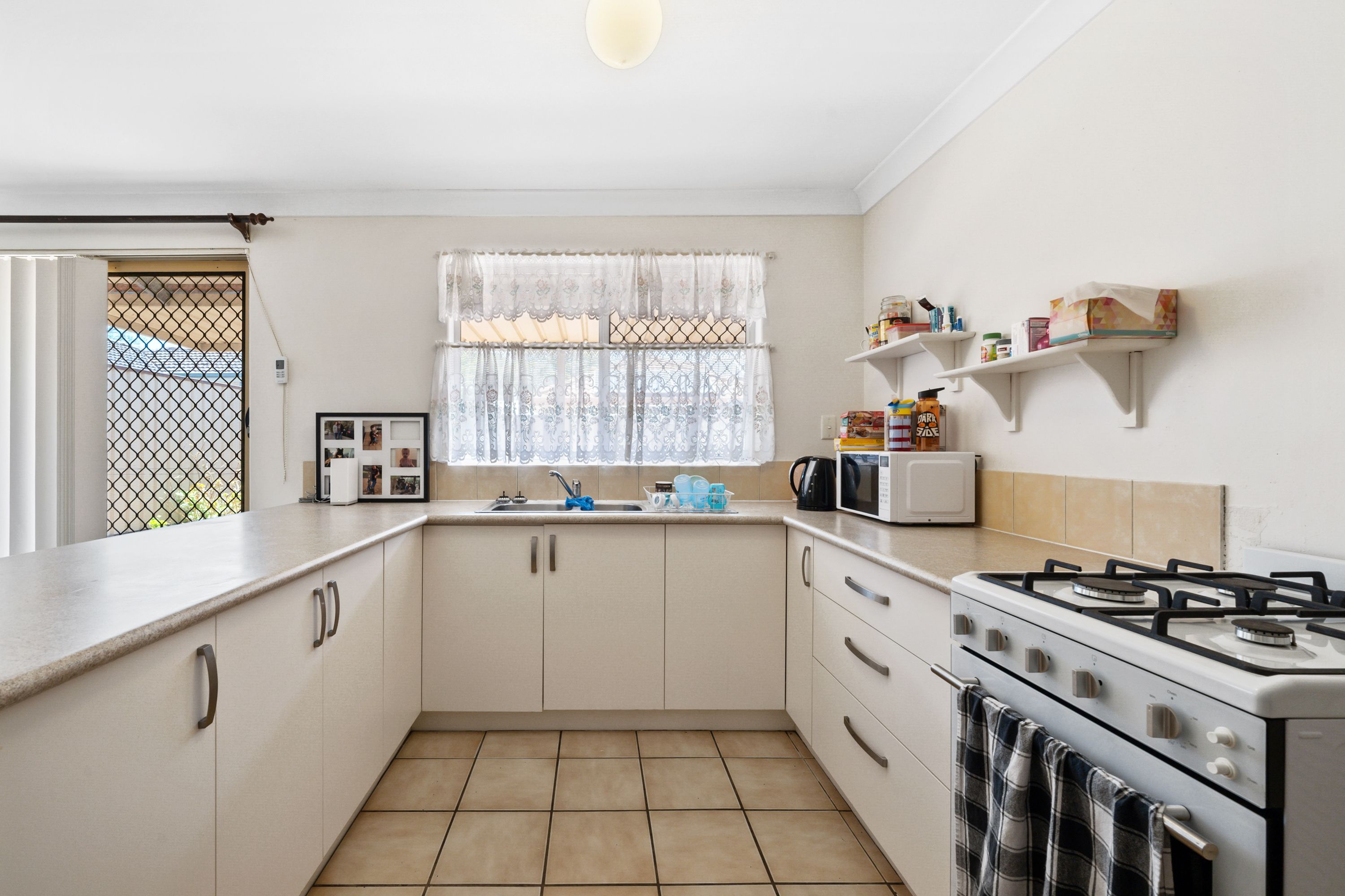 142A Eudoria Street, Gosnells - Thumbnail 7