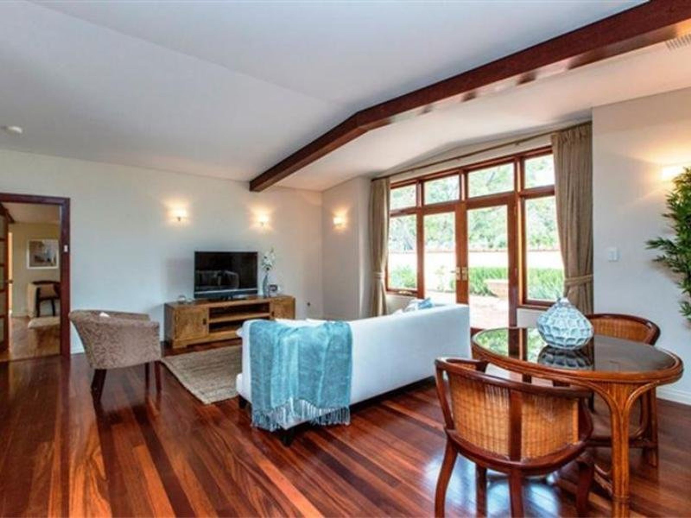 284 The Boulevard, City Beach, WA 6015, City Beach - Thumbnail 2
