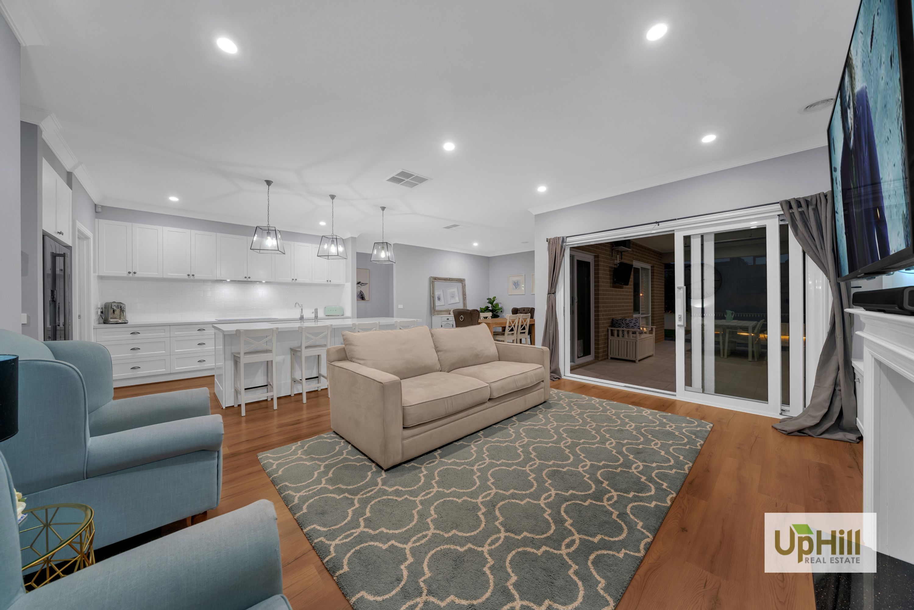 3 Pamplona Way, Clyde North - Thumbnail 8