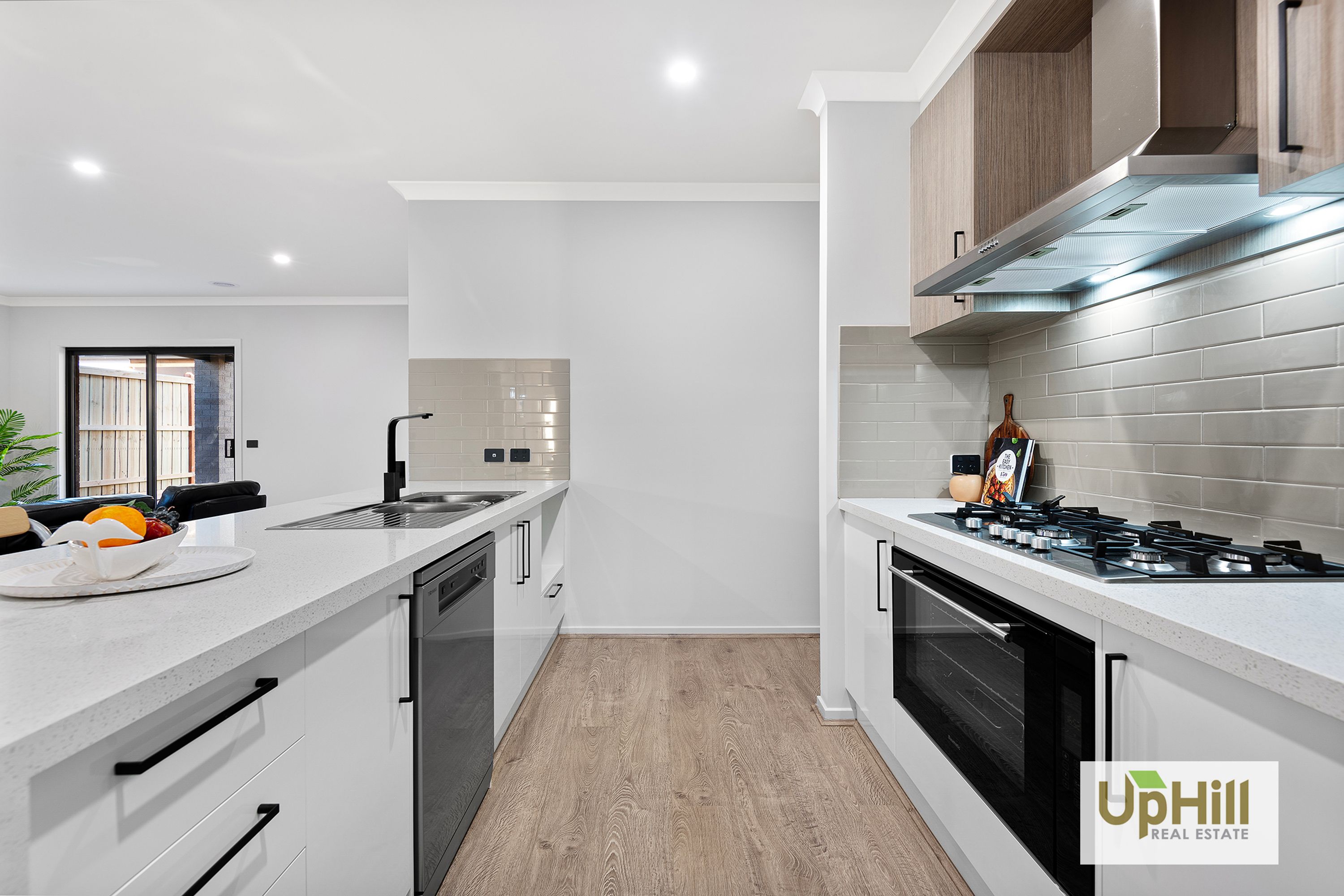 63 Stringer Avenue, Cranbourne - Thumbnail 4