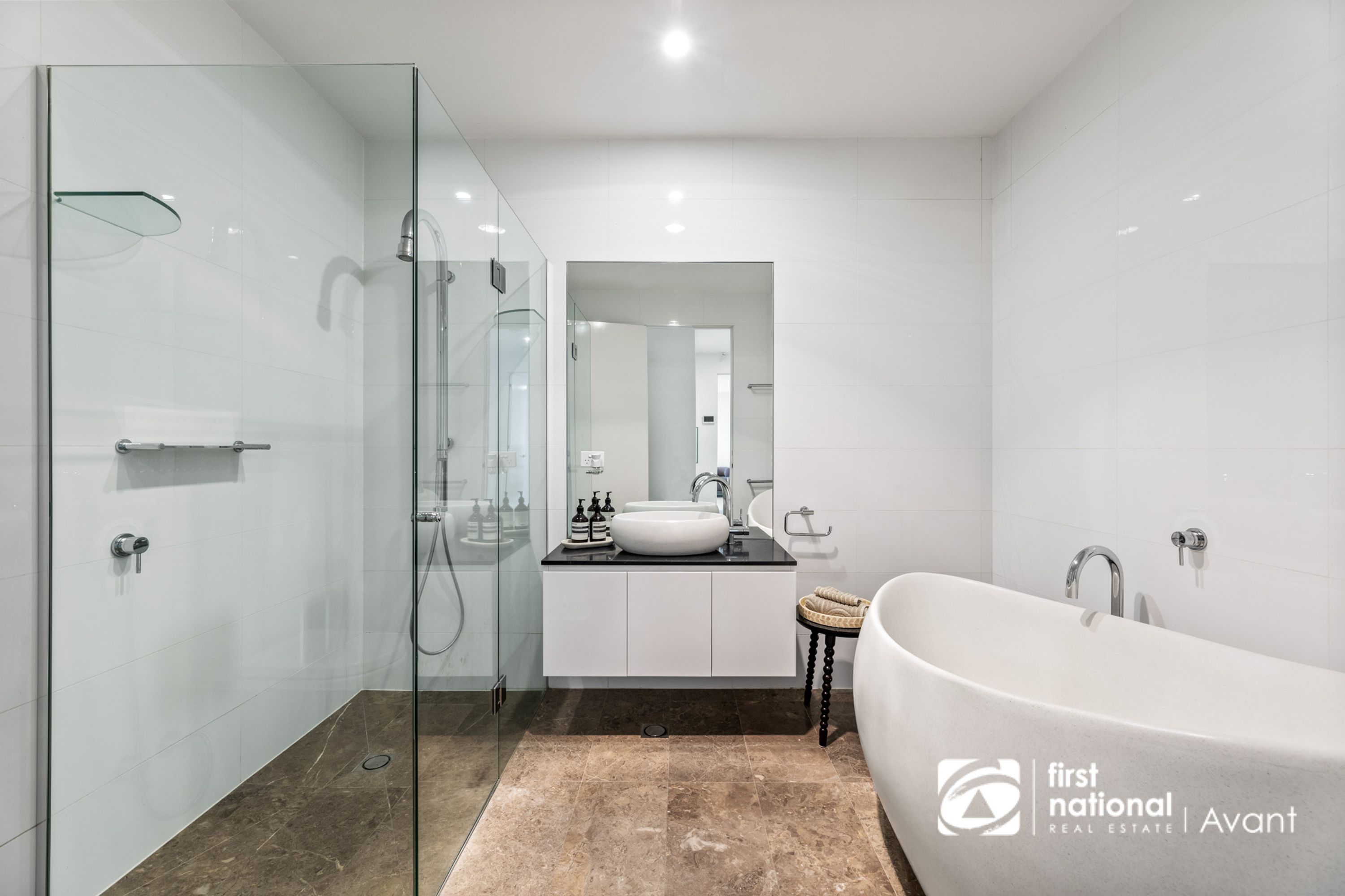10 Linnaker Place, Kew - Thumbnail 7