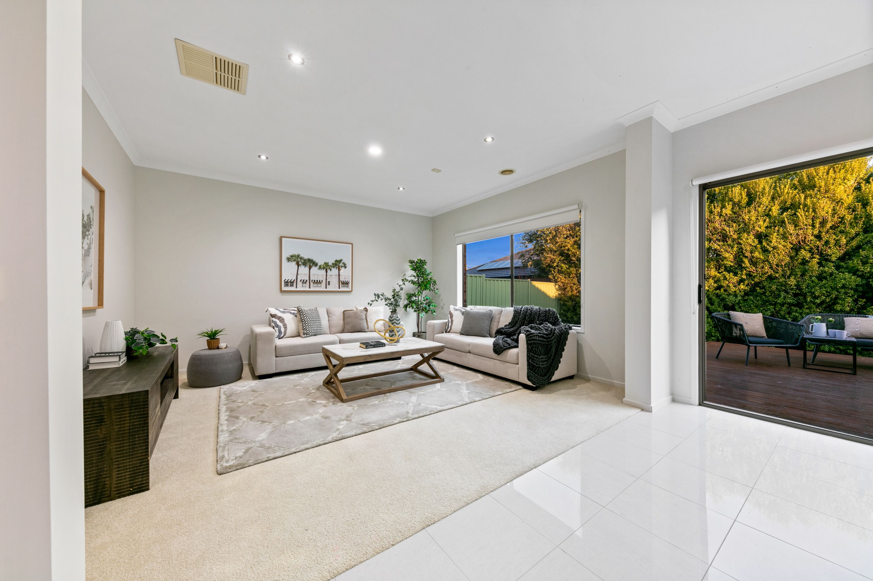 22 Kunuka Circuit, Caroline Springs VIC 3023, Caroline Springs - Thumbnail 3