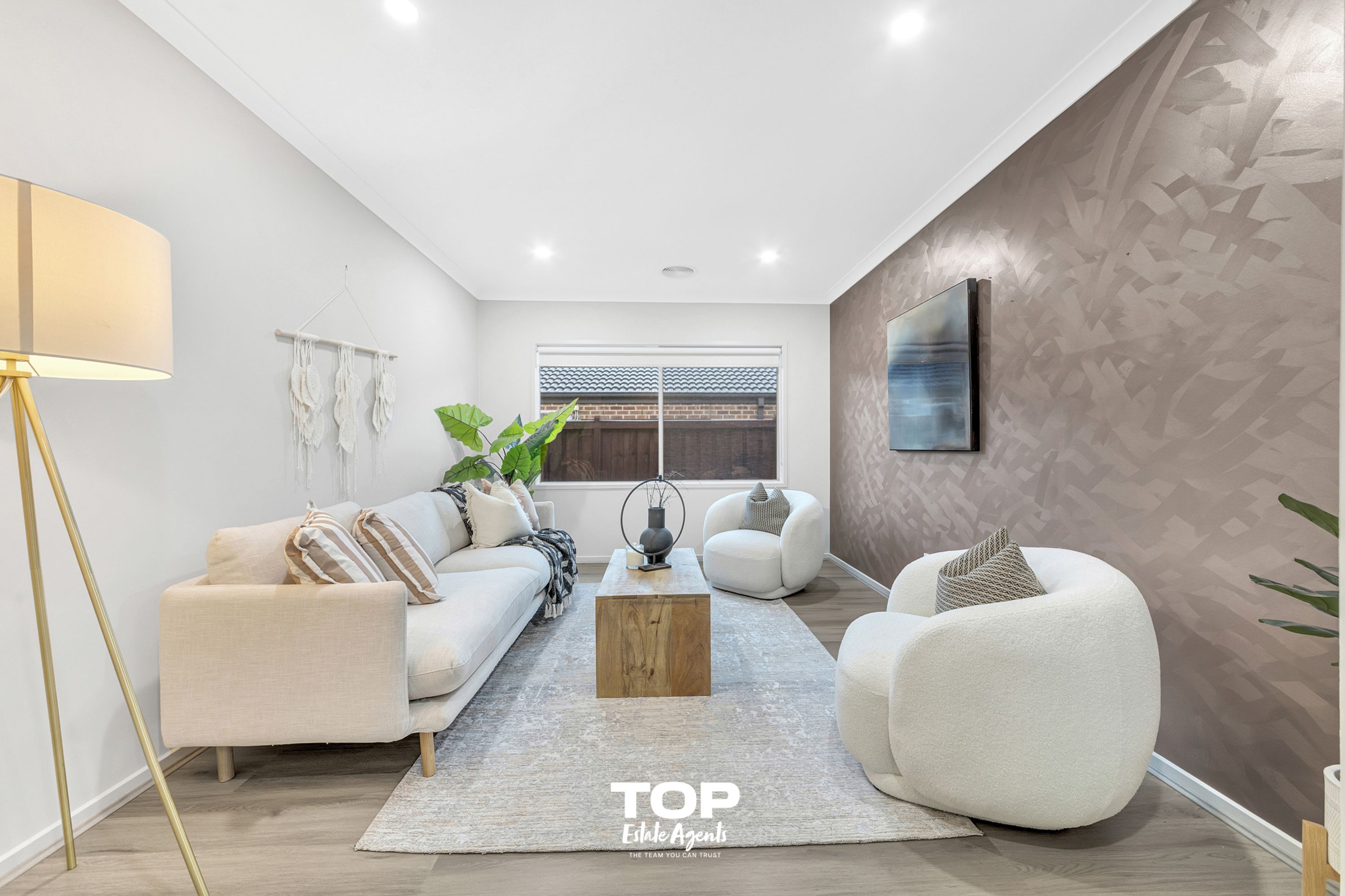 5 Randall Avenue, Clyde North - Thumbnail 4