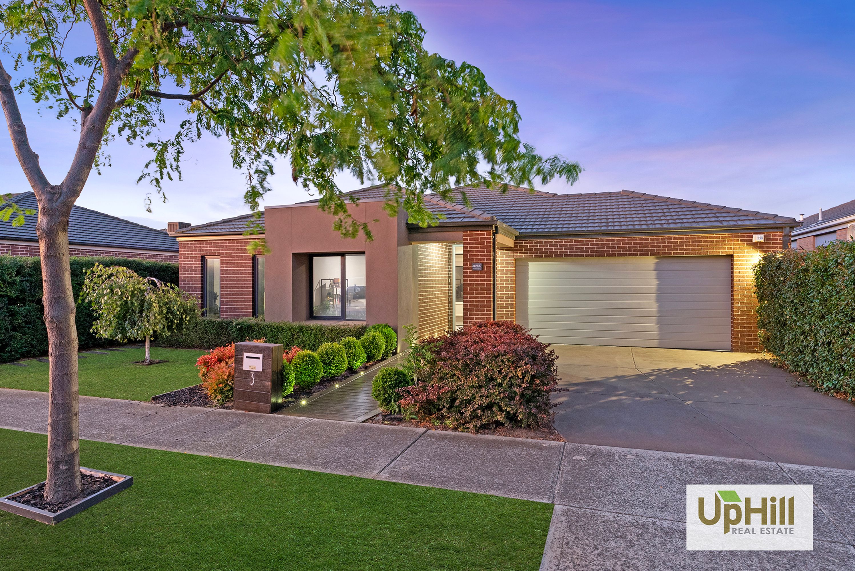 3 Lothbury Drive, Clyde North - Thumbnail 2
