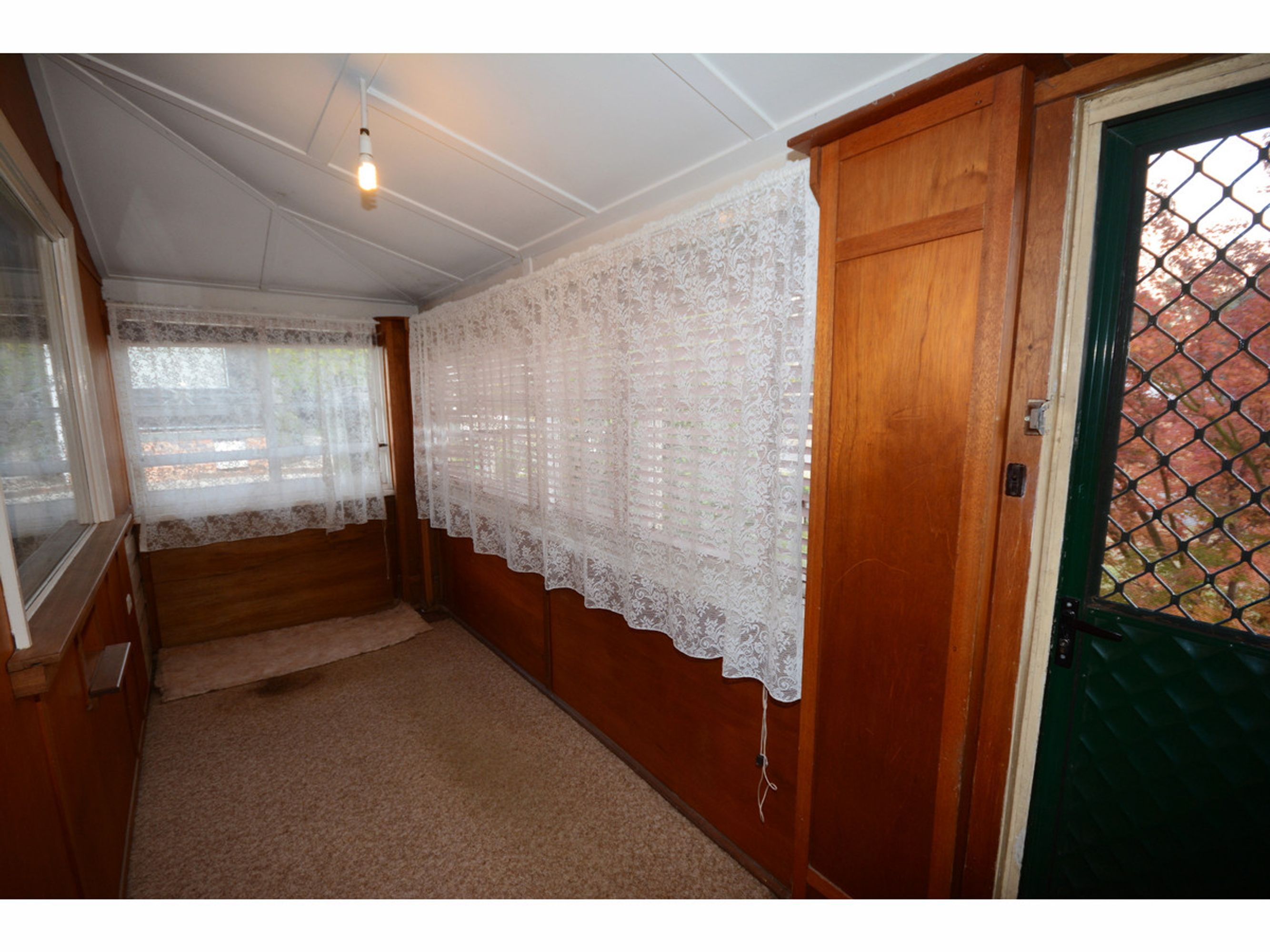 51 Twynam Street, Katoomba - Thumbnail 2