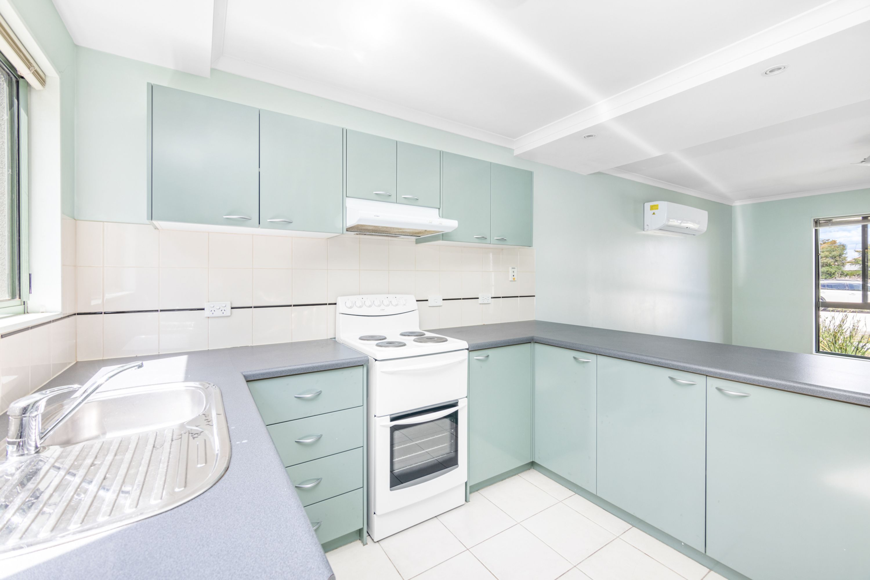 6 Palm Avenue, Horsham VIC 3400, Horsham - Thumbnail 2