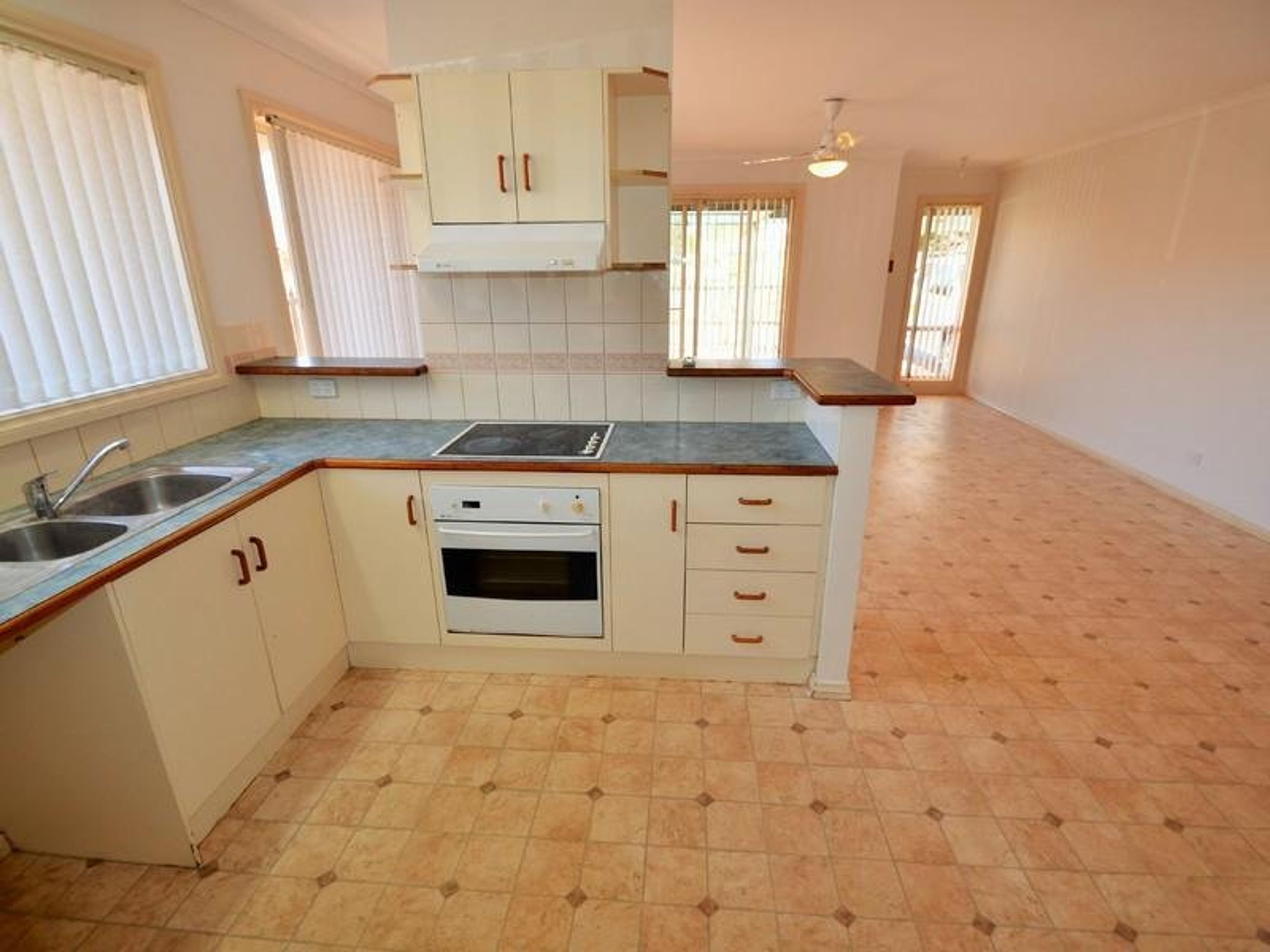 22/25-35 Egret Crescent, South Hedland, South Hedland - Thumbnail 4