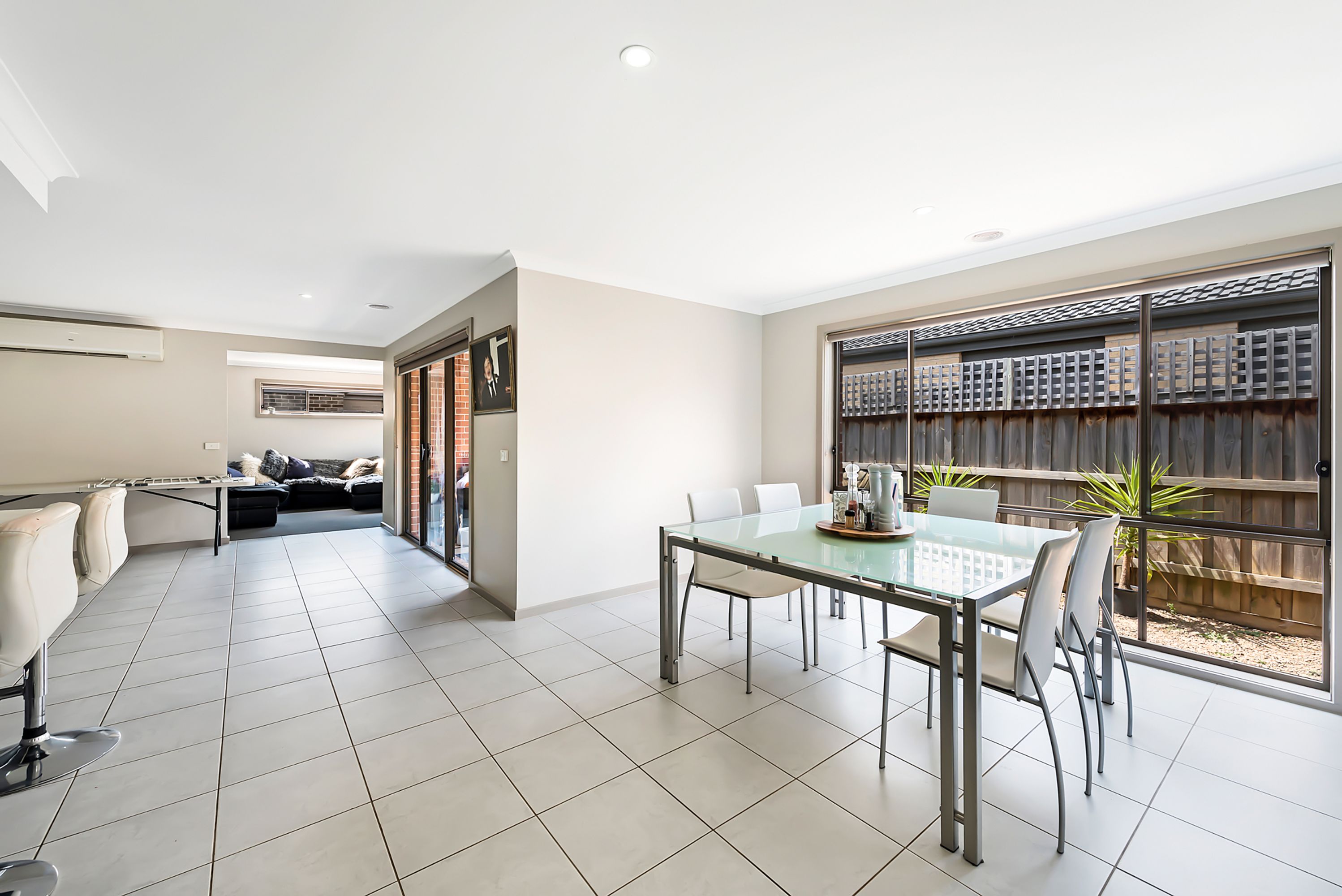38 Pyrenees Road, Clyde - Thumbnail 2