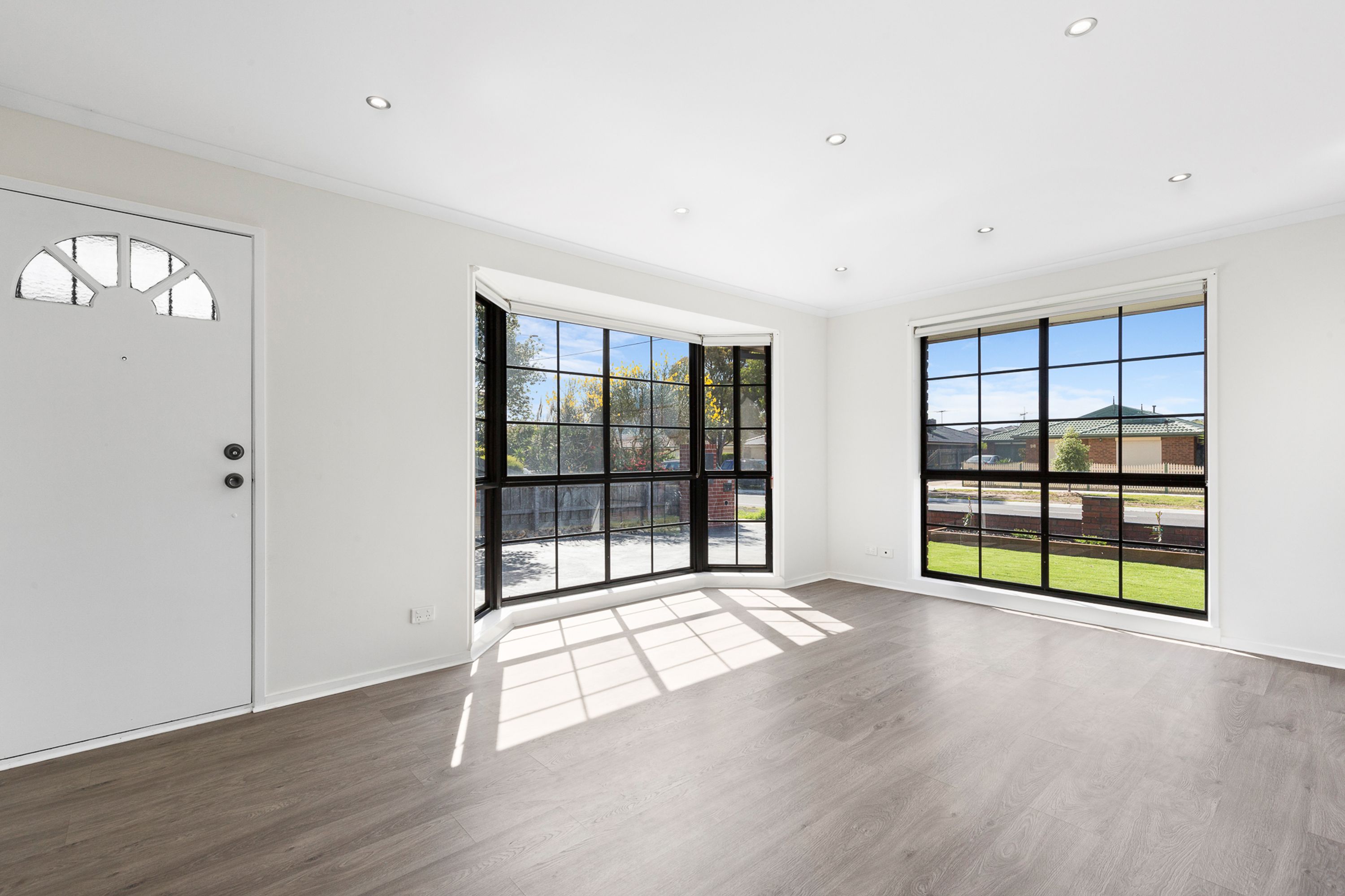 135 Rosella Avenue, Werribee, VIC 3030, Werribee - Thumbnail 2