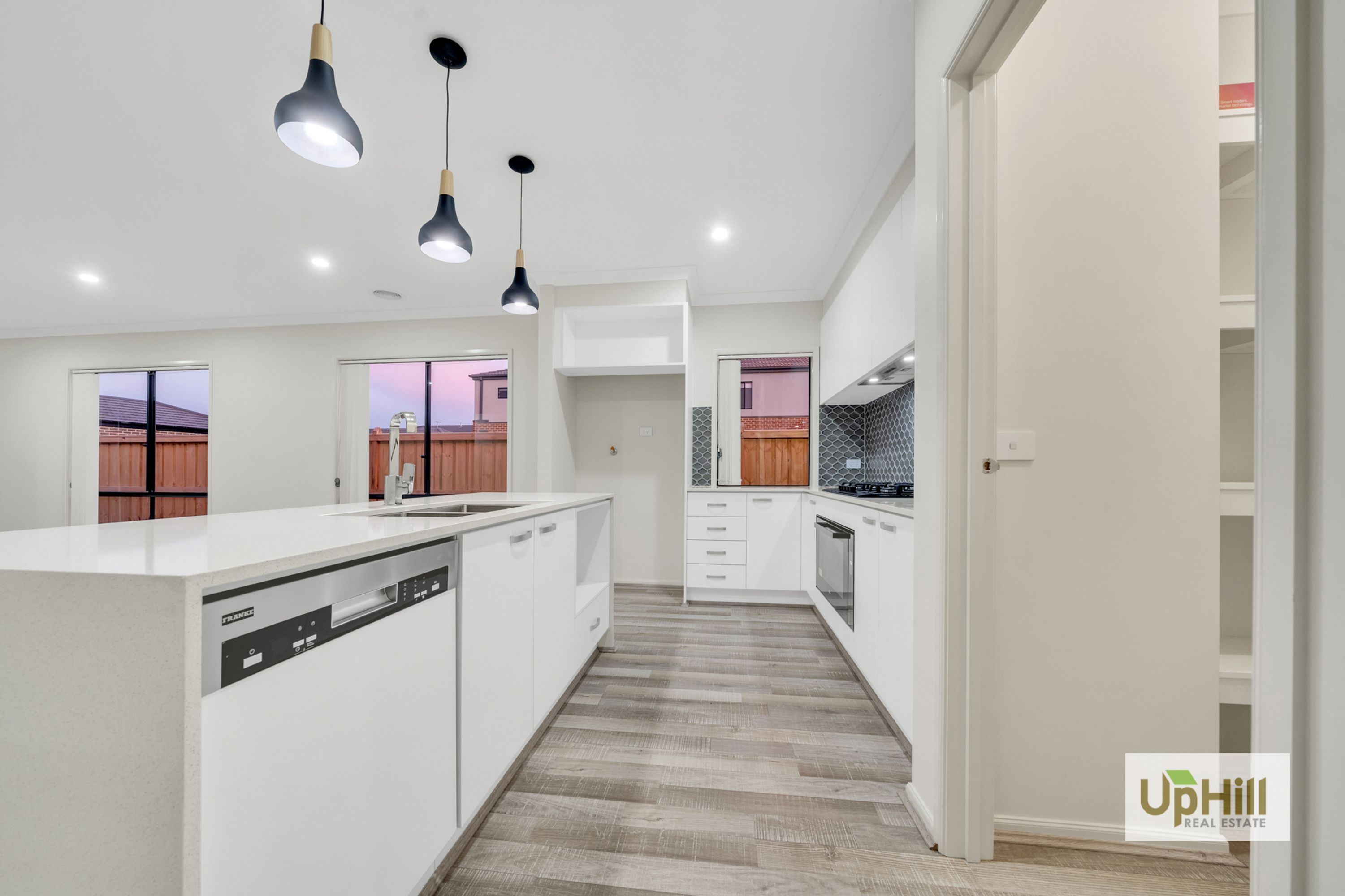 5 Hoosier Road, Clyde North - Thumbnail 6
