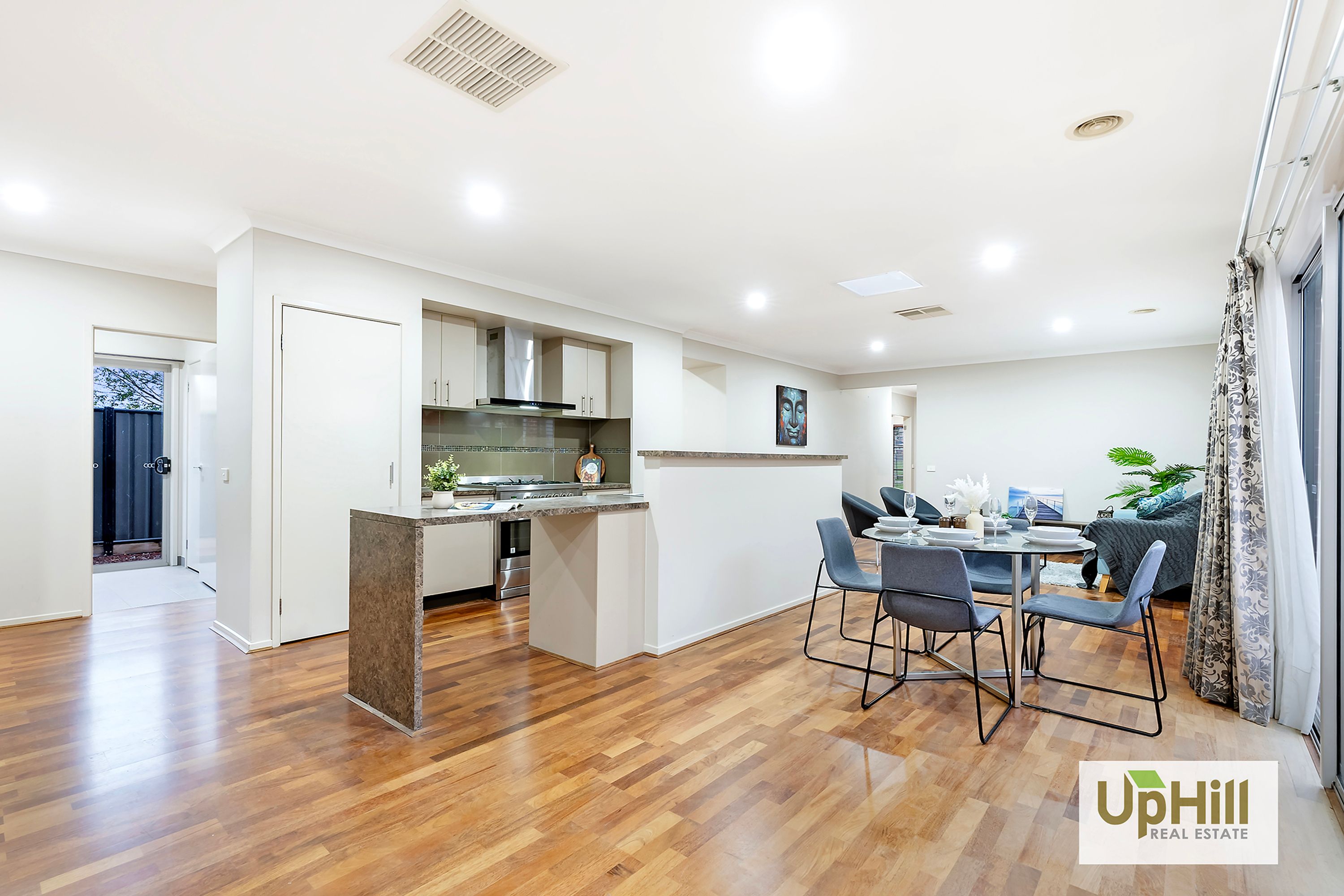 34 Mackillop way, Clyde North - Thumbnail 5