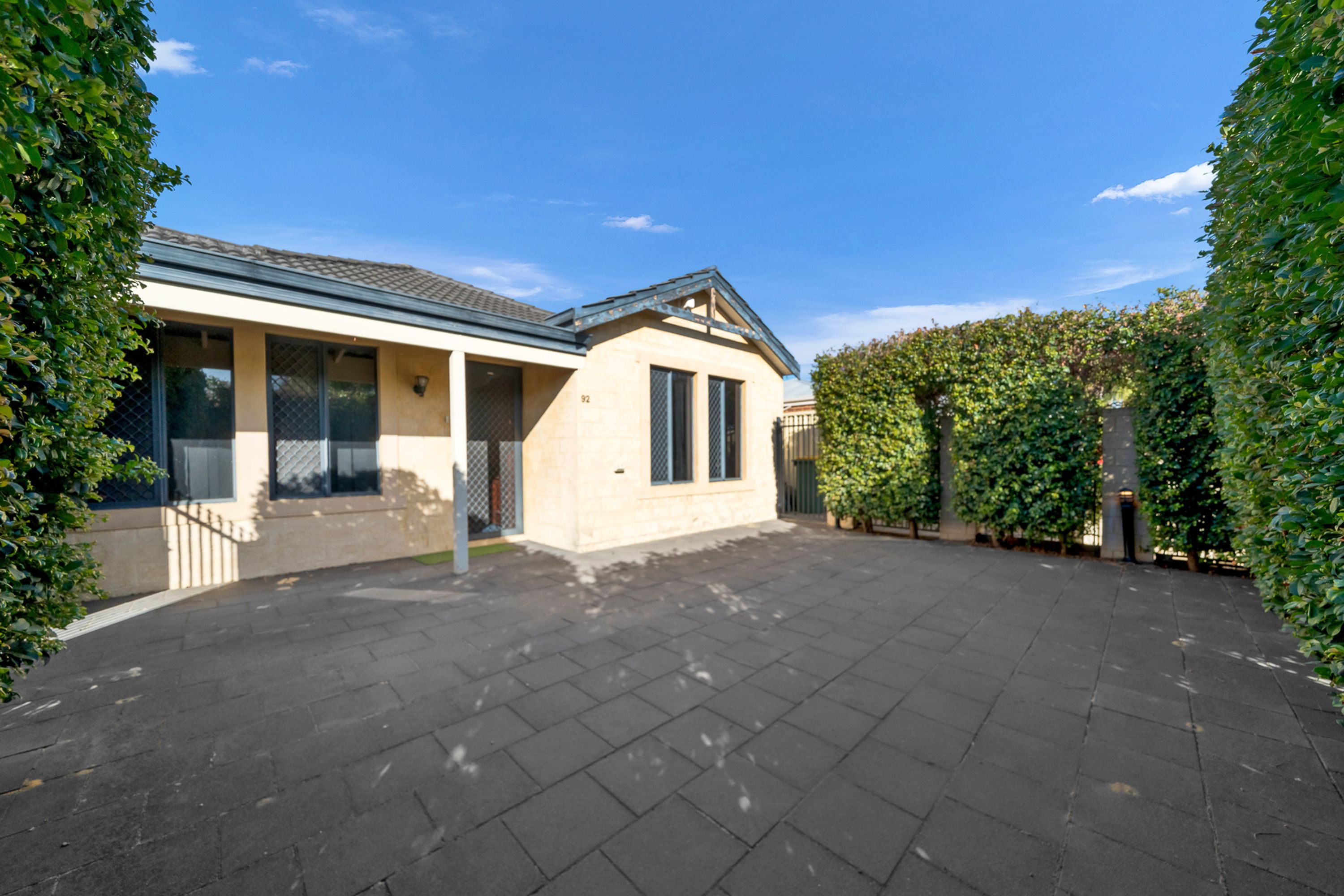 92 Lauterbach Drive, Gosnells, WA 6110, Gosnells - Thumbnail 3