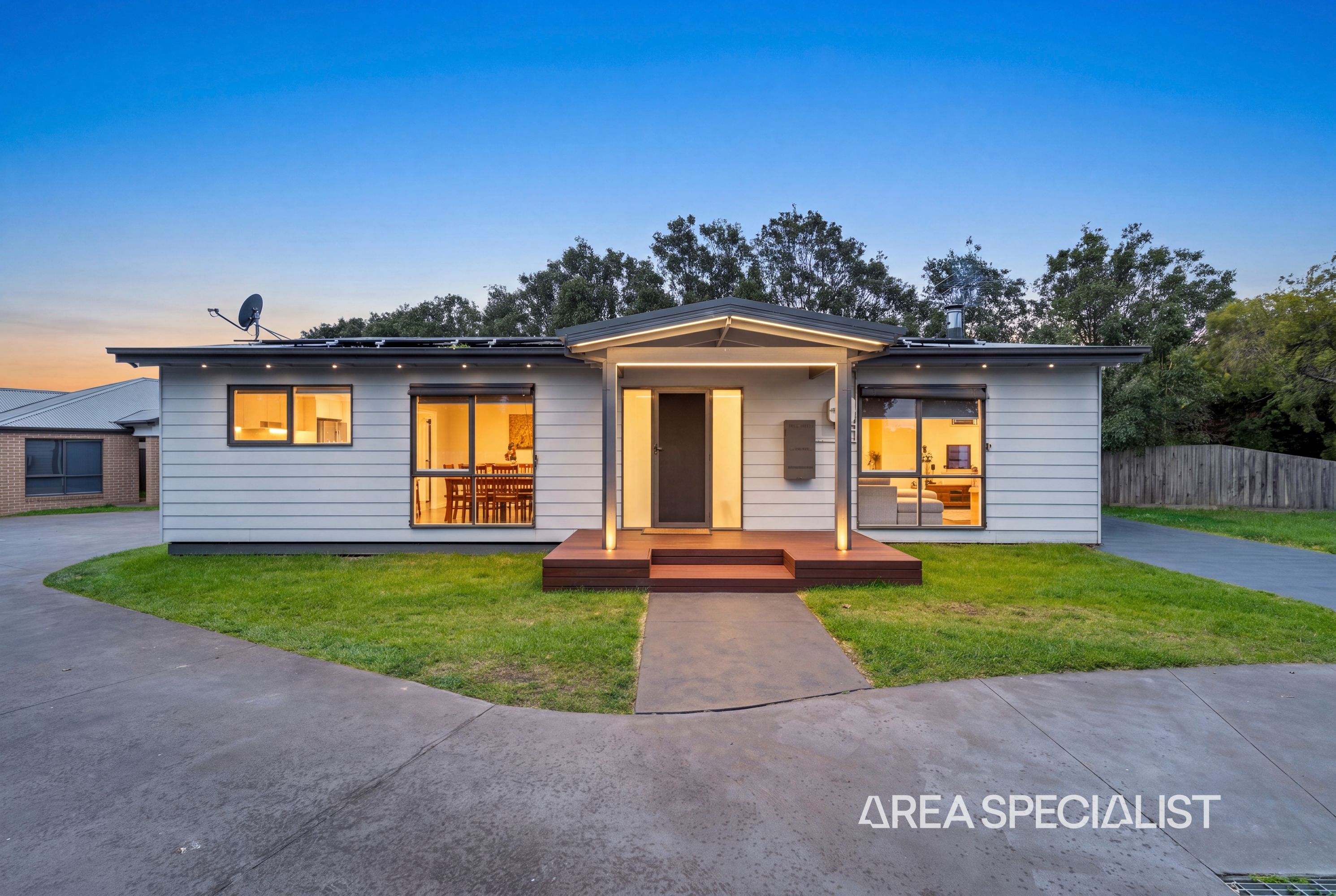 38 James Street, Lang Lang